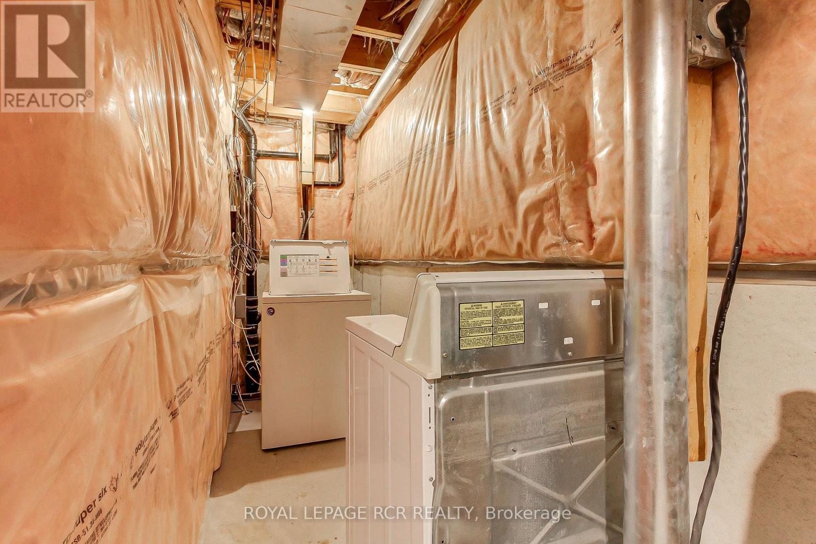 74 Drake Drive, Barrie (Painswick South), Ontario  L4N 8X4 - Photo 36 - S13030060