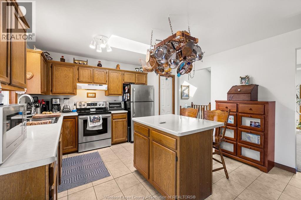 292 Ramblewood, Lasalle, Ontario  N9J 3B3 - Photo 6 - 26008893