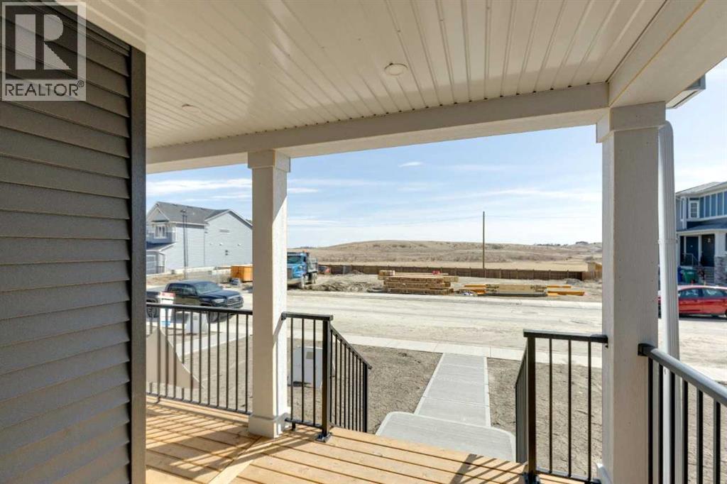 499 Lawthorn Way SE, Airdrie, Alberta  T4A 3N9 - Photo 5 - A2282644