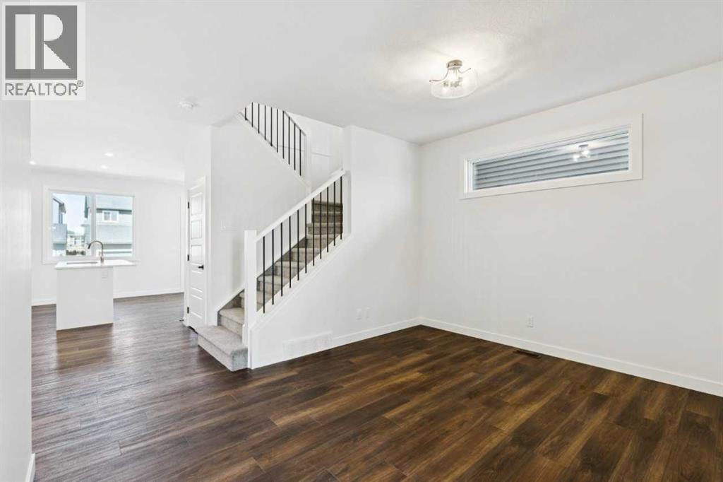 499 Lawthorn Way SE, Airdrie, Alberta  T4A 3N9 - Photo 7 - A2282644