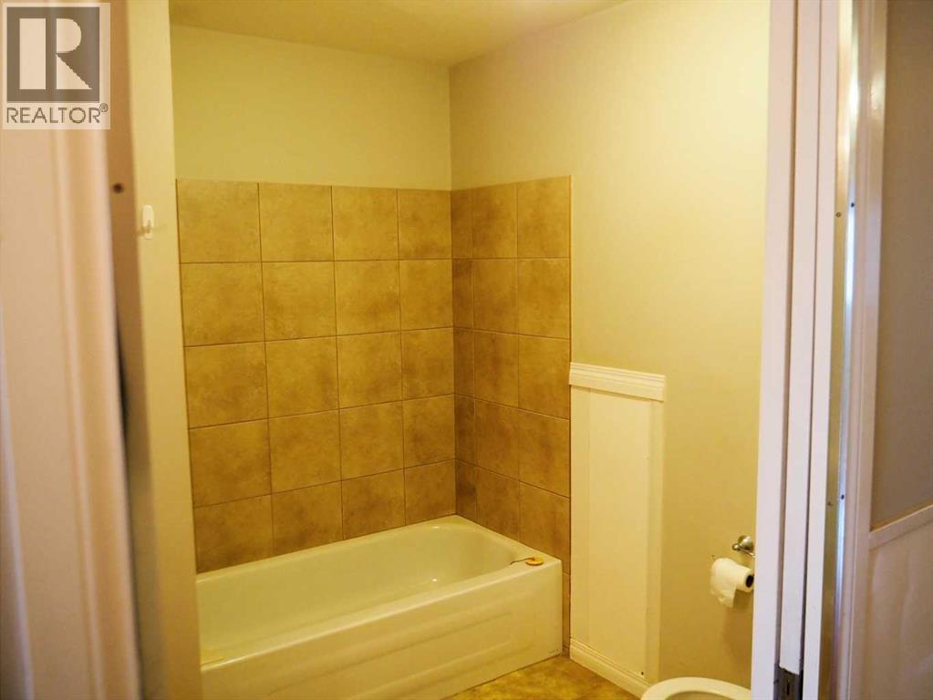 6195 Orr Drive, Red Deer, Alberta  T4P 4C1 - Photo 9 - A2303924