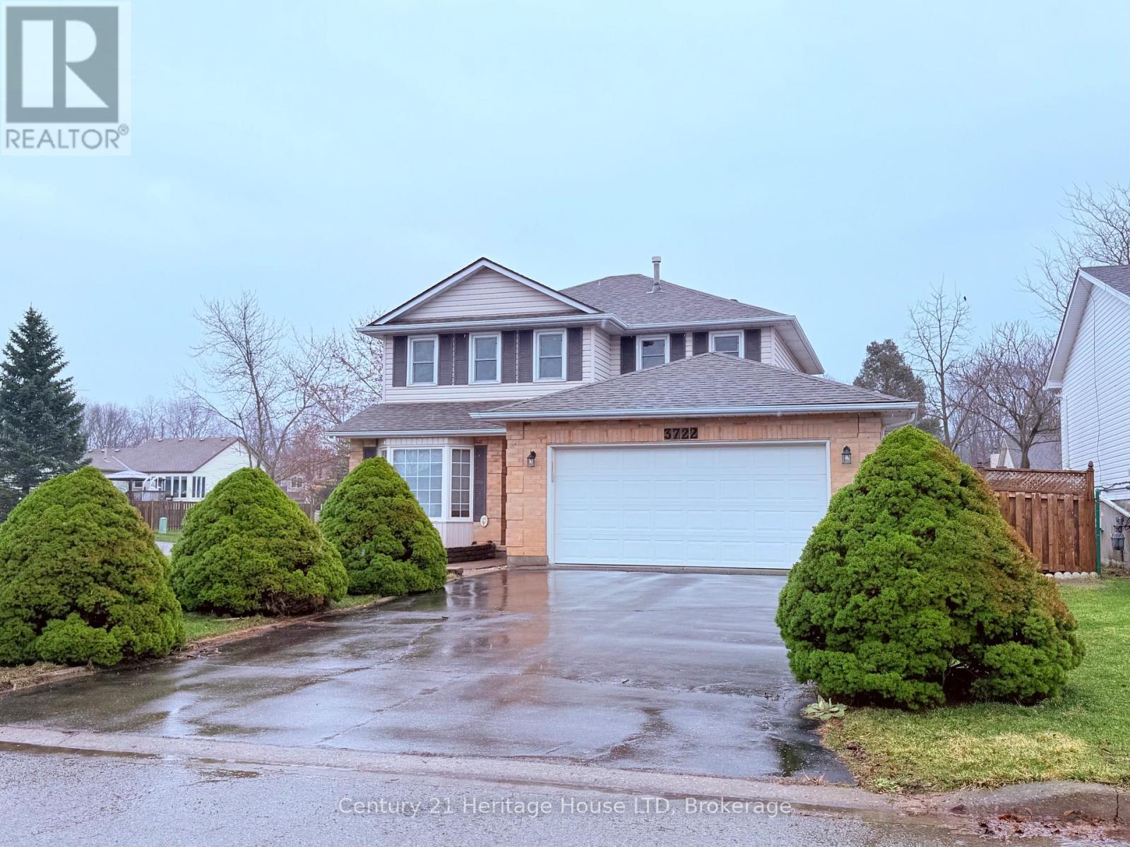 3722 Sussex Lane, Fort Erie, Ontario  L0S 1S0 - Photo 2 - X12730892