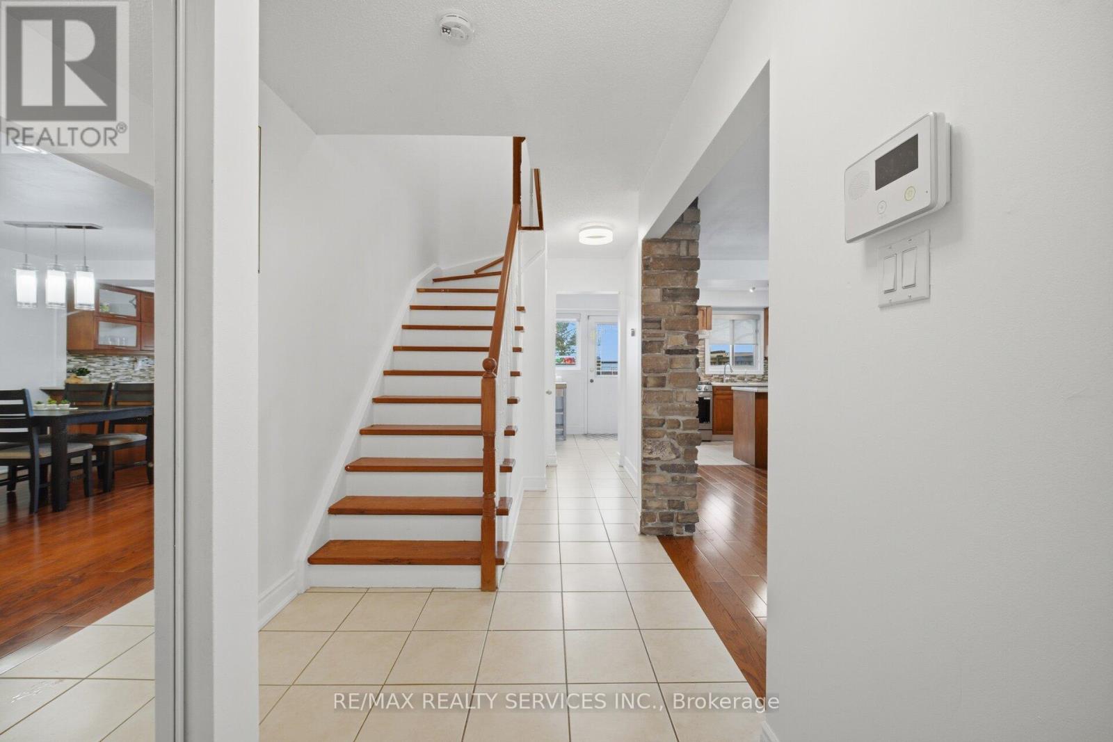 48 Terryhill Square, Brampton, Ontario  L6Z 1N1 - Photo 10 - W13029710