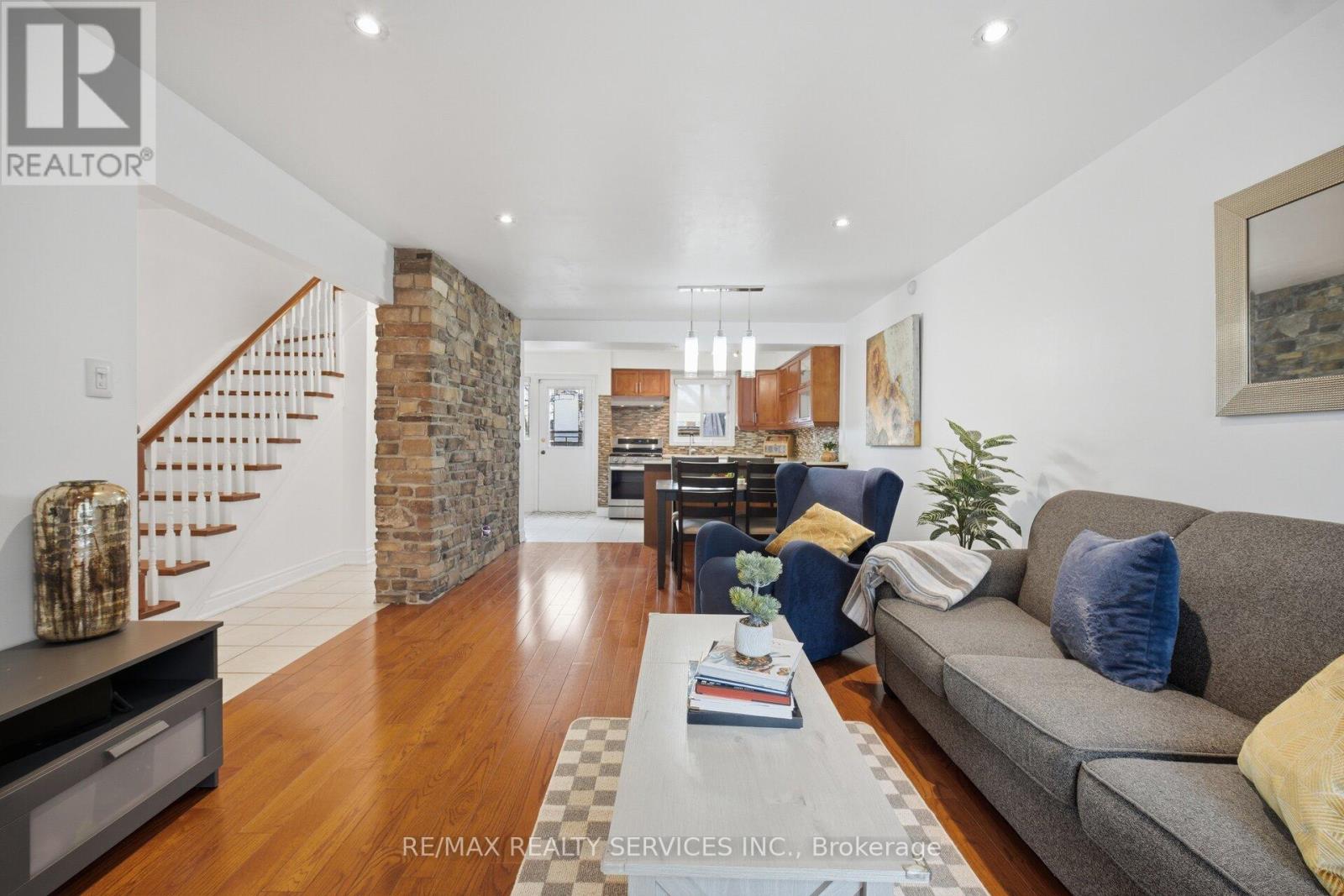 48 Terryhill Square, Brampton, Ontario  L6Z 1N1 - Photo 13 - W13029710