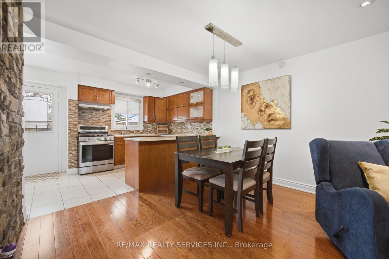 48 Terryhill Square, Brampton, Ontario  L6Z 1N1 - Photo 15 - W13029710