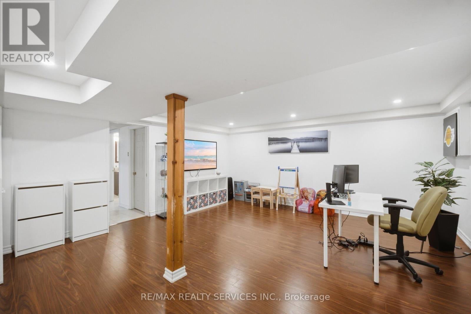 48 Terryhill Square, Brampton, Ontario  L6Z 1N1 - Photo 32 - W13029710