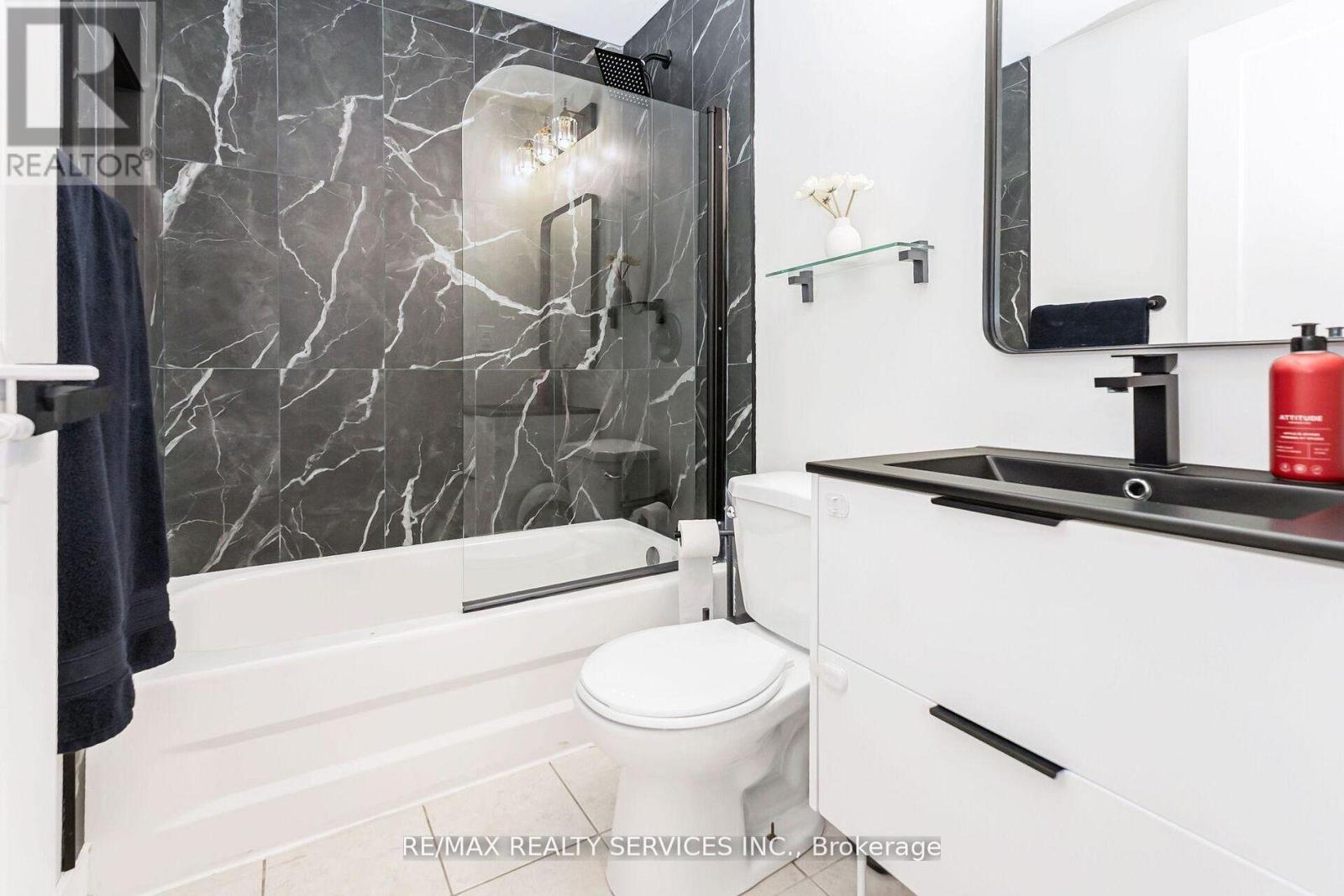 31 Huntingwood Crescent, Brampton, Ontario  L6S 1S5 - Photo 29 - W13029818