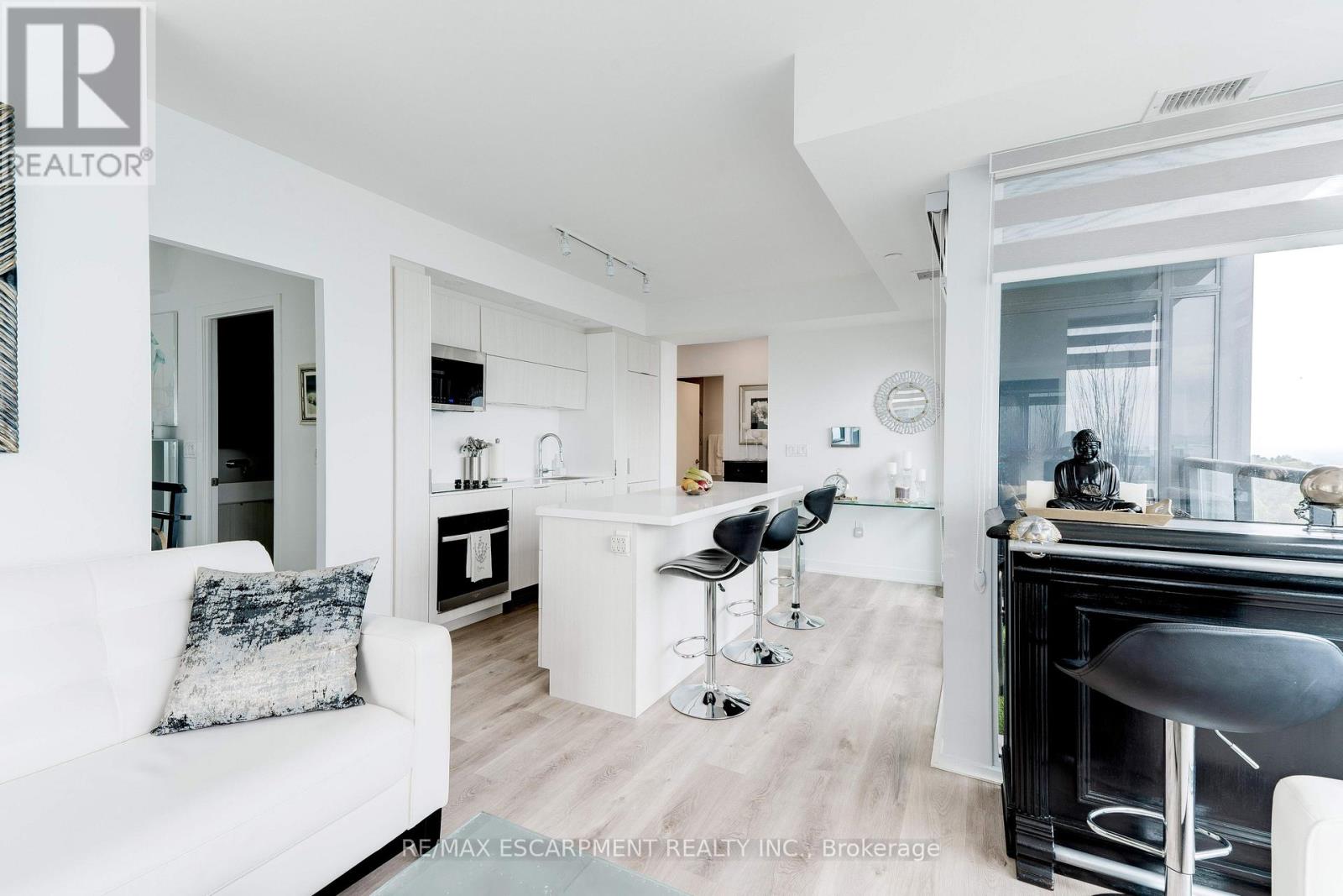 1707 - 370 Martha Street, Burlington, Ontario  L7R 0G9 - Photo 12 - W13029832