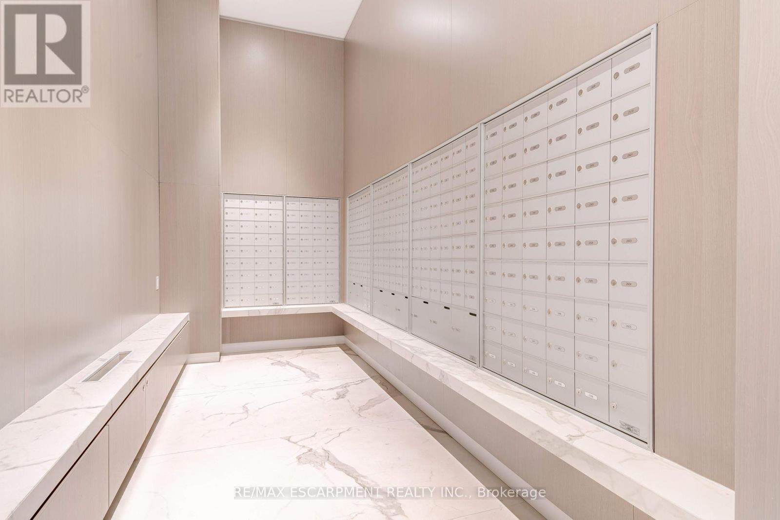 1707 - 370 Martha Street, Burlington, Ontario  L7R 0G9 - Photo 34 - W13029832