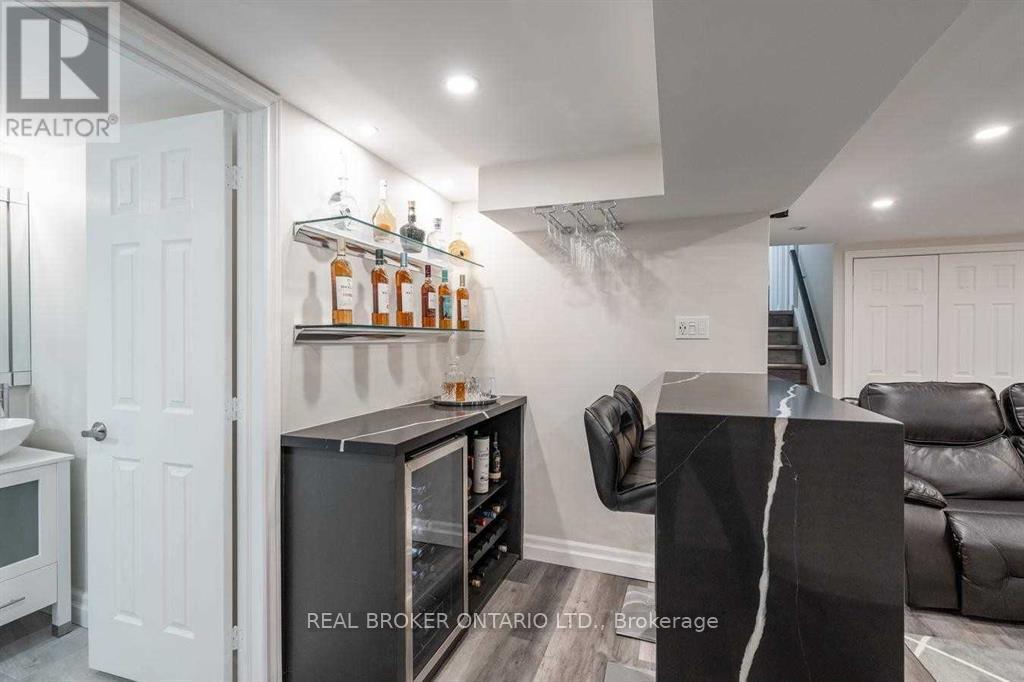 2 Core Crescent, Brampton, Ontario  L6W 2G7 - Photo 27 - W13029836