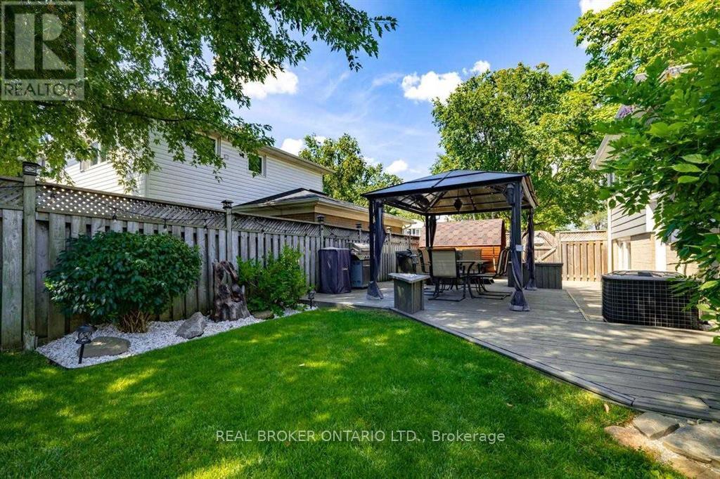 2 Core Crescent, Brampton, Ontario  L6W 2G7 - Photo 33 - W13029836