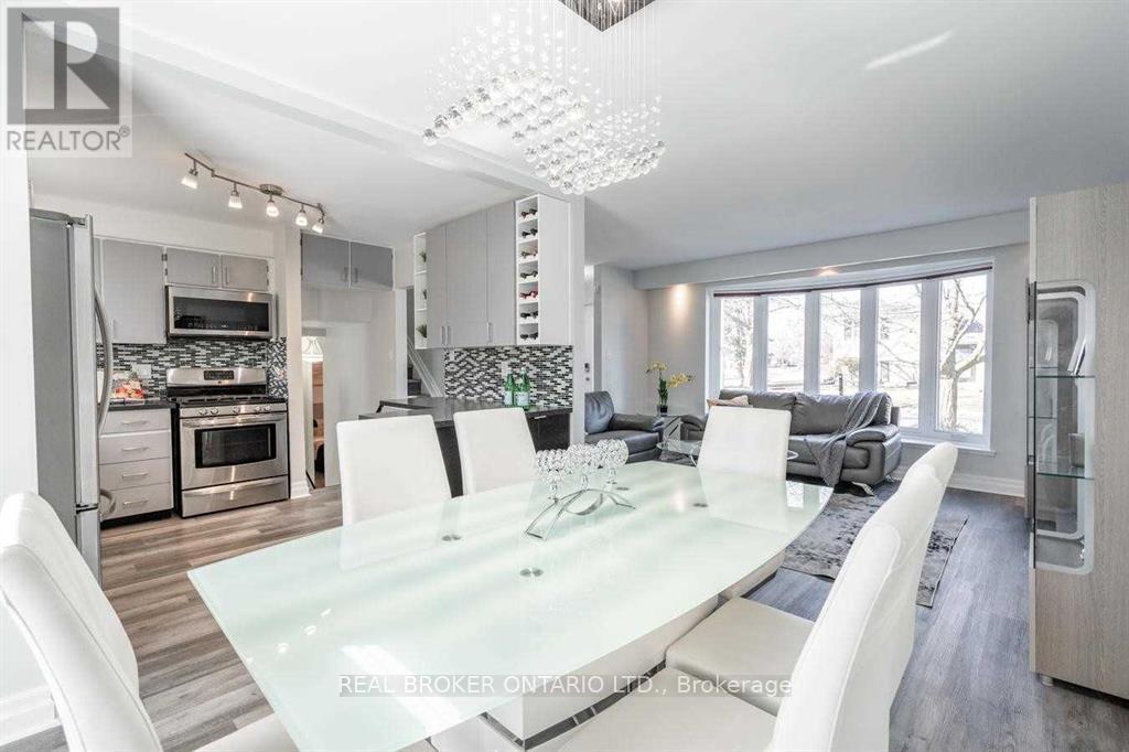 2 Core Crescent, Brampton, Ontario  L6W 2G7 - Photo 9 - W13029836