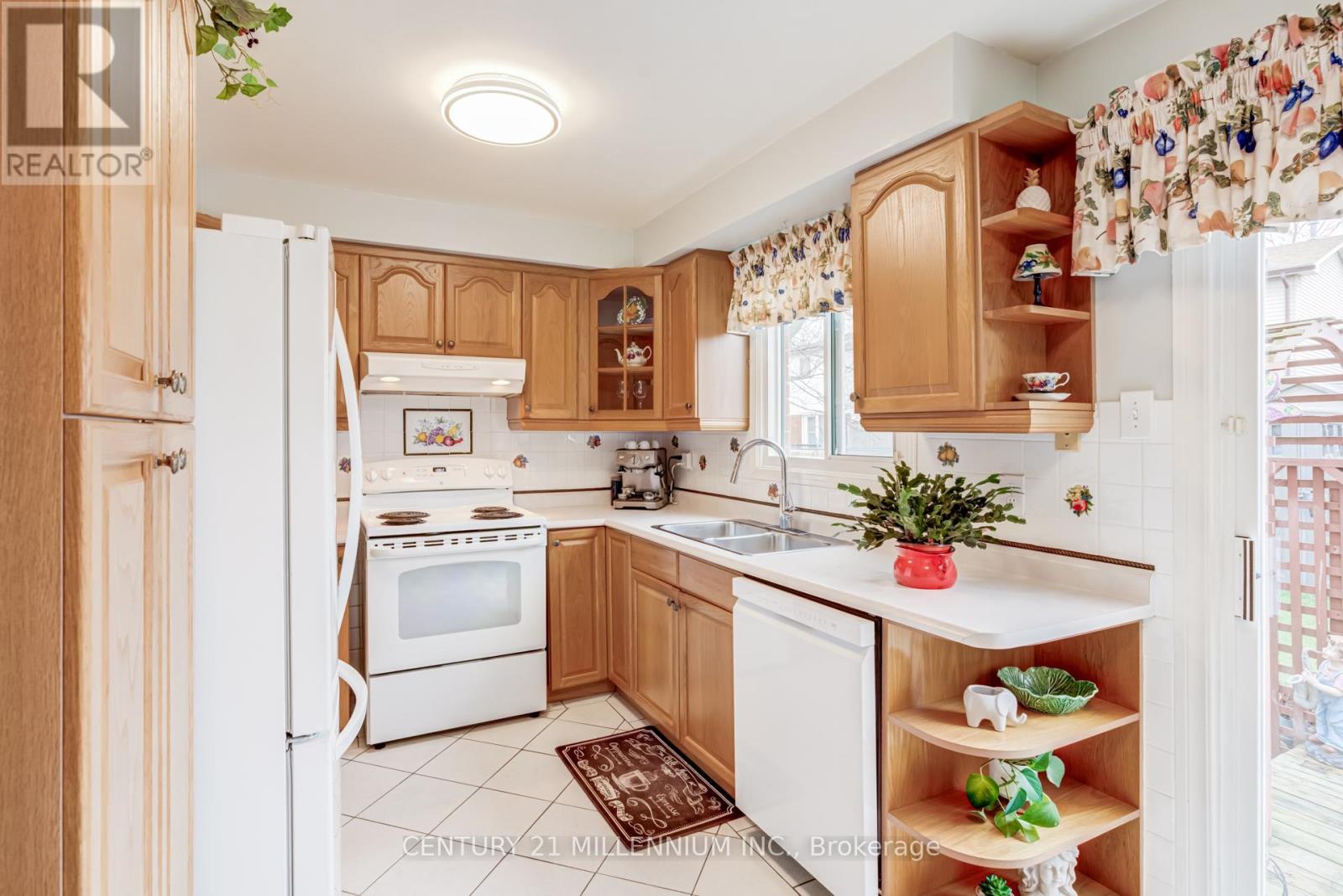 7 Oleander Crescent, Brampton, Ontario  L6Z 2C1 - Photo 13 - W13029844