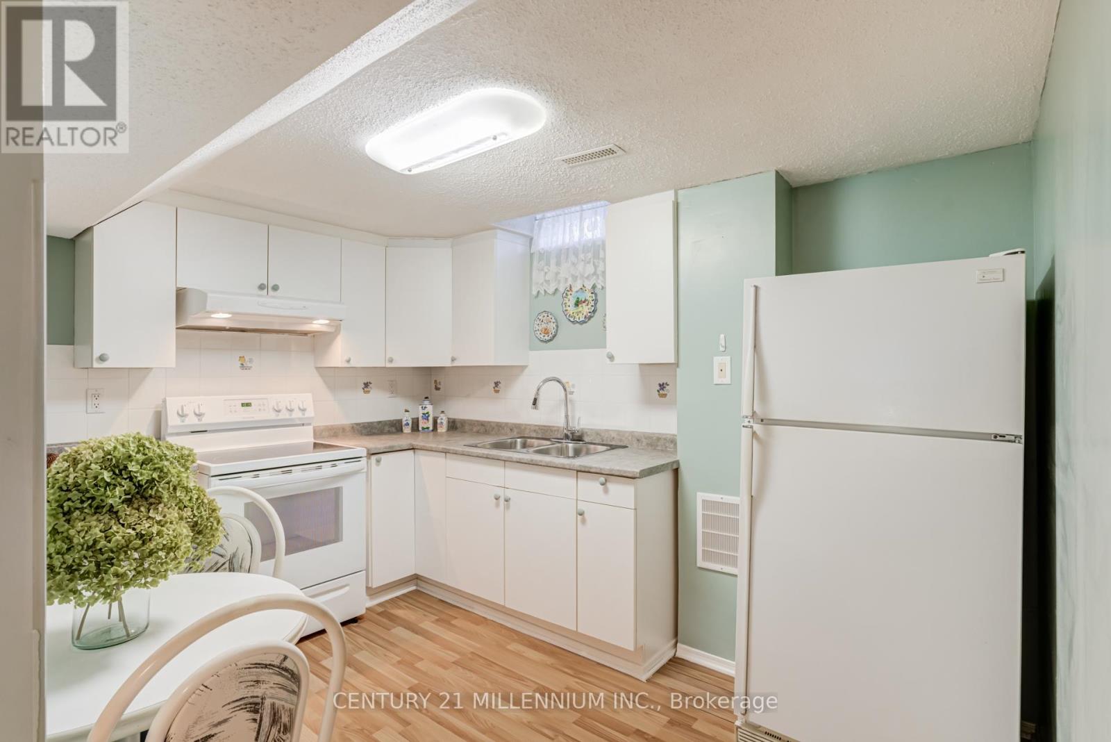 7 Oleander Crescent, Brampton, Ontario  L6Z 2C1 - Photo 21 - W13029844