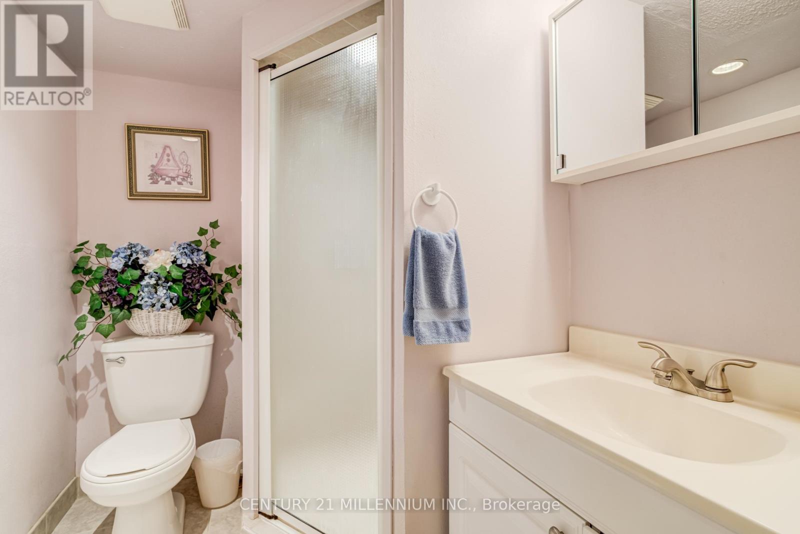 7 Oleander Crescent, Brampton, Ontario  L6Z 2C1 - Photo 25 - W13029844