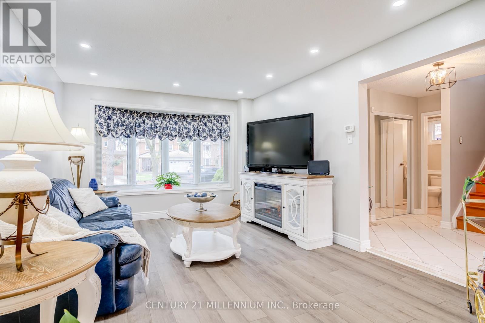 7 Oleander Crescent, Brampton, Ontario  L6Z 2C1 - Photo 8 - W13029844