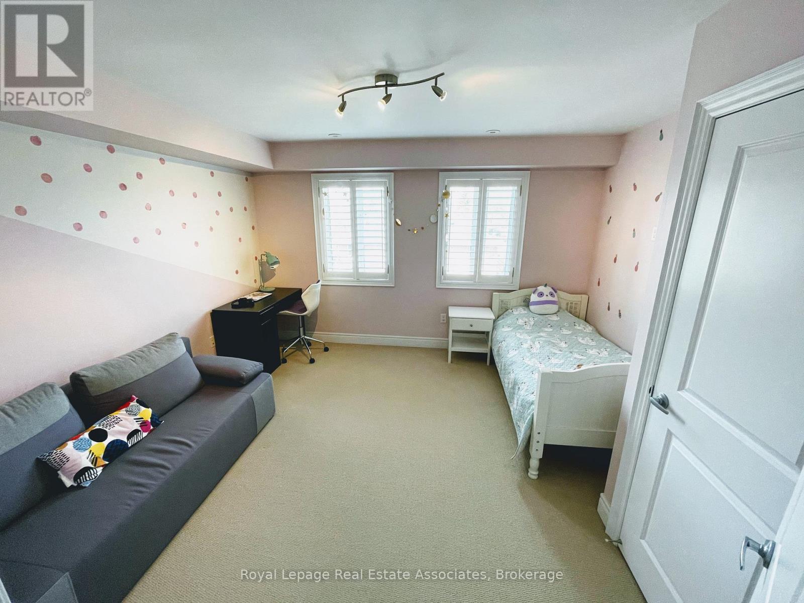 56 Lobo Mews, Toronto, Ontario  M8Z 0B1 - Photo 15 - W13029860