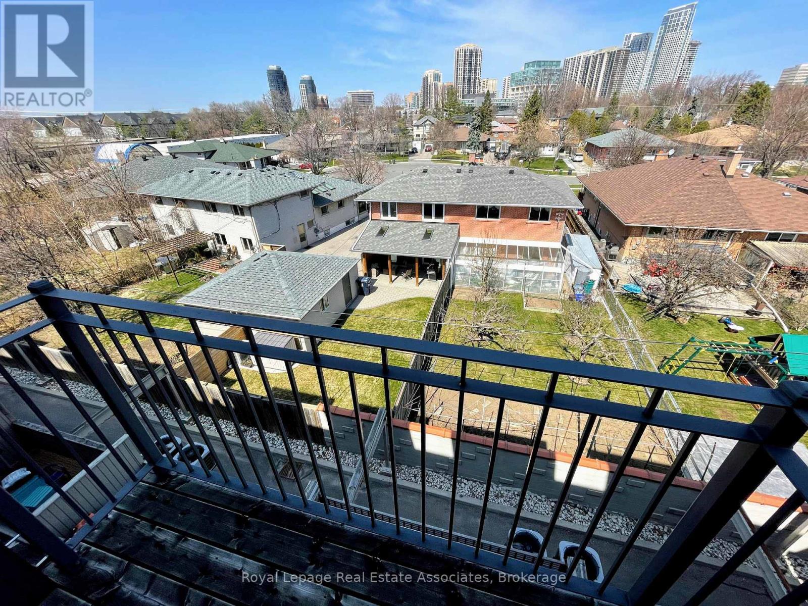 56 Lobo Mews, Toronto, Ontario  M8Z 0B1 - Photo 24 - W13029860