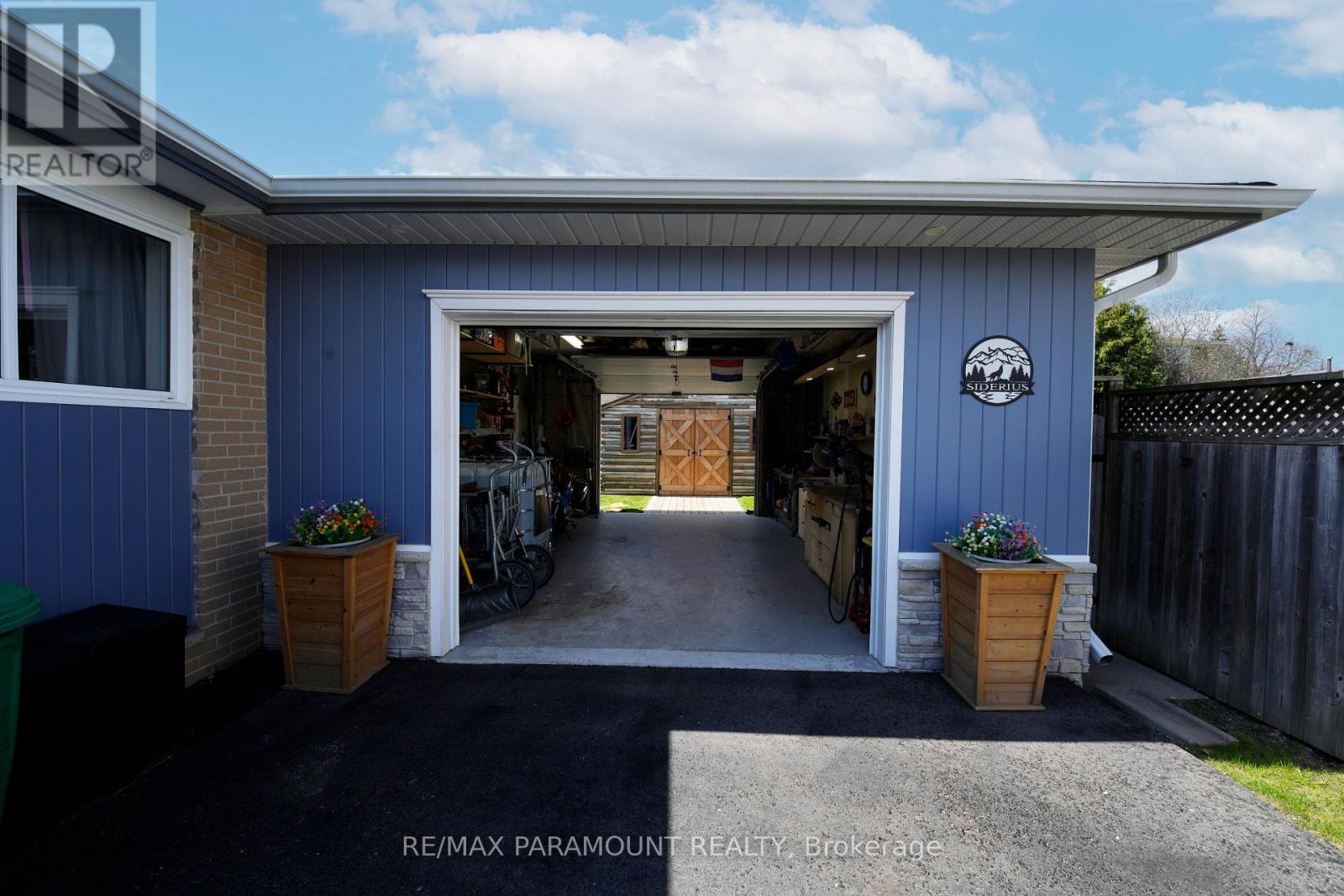 202 Archdekin Drive, Brampton, Ontario  L6V 1Z1 - Photo 5 - W13029890