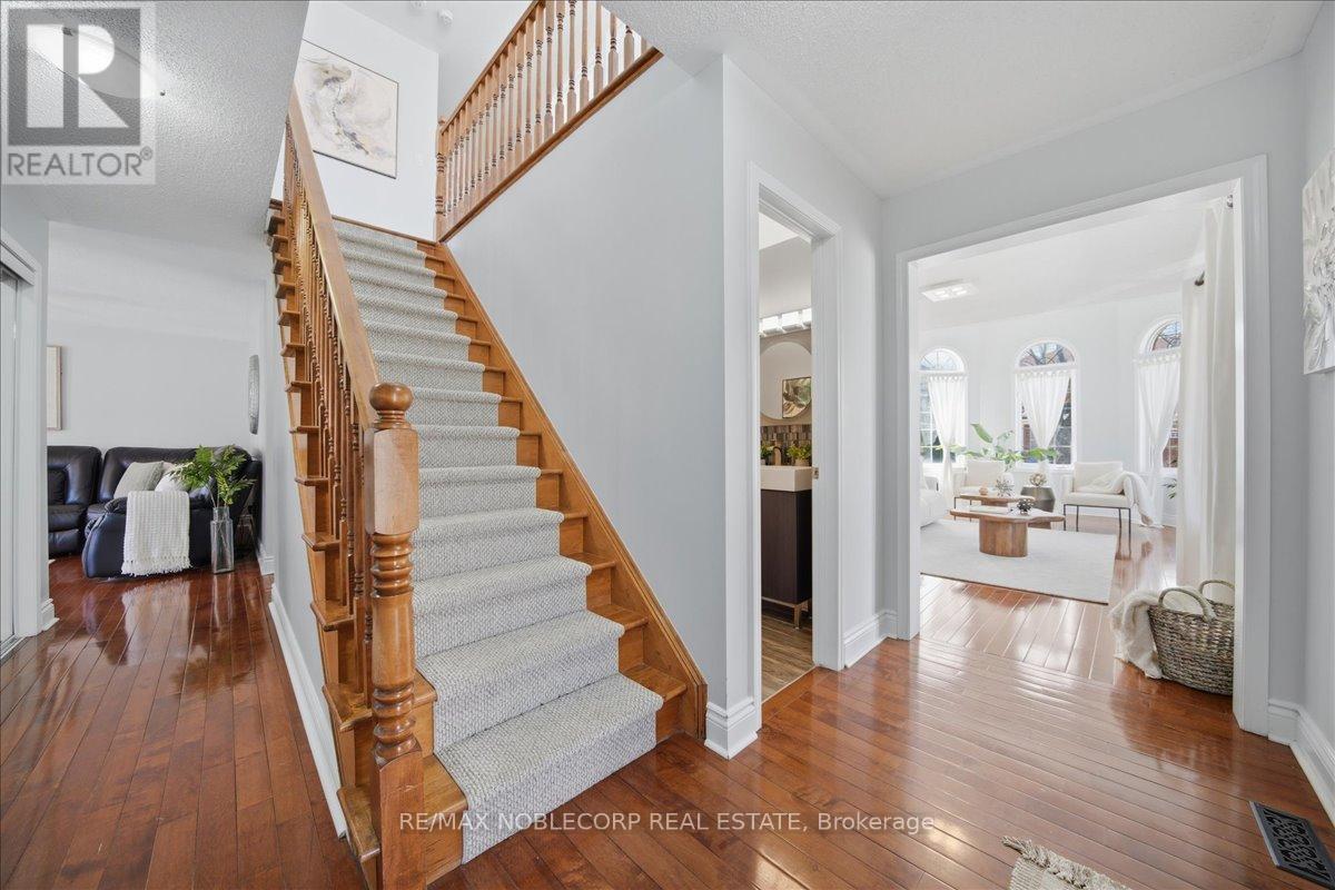 855 Luxton Drive, Milton, Ontario  L9T 6Y3 - Photo 13 - W13029910