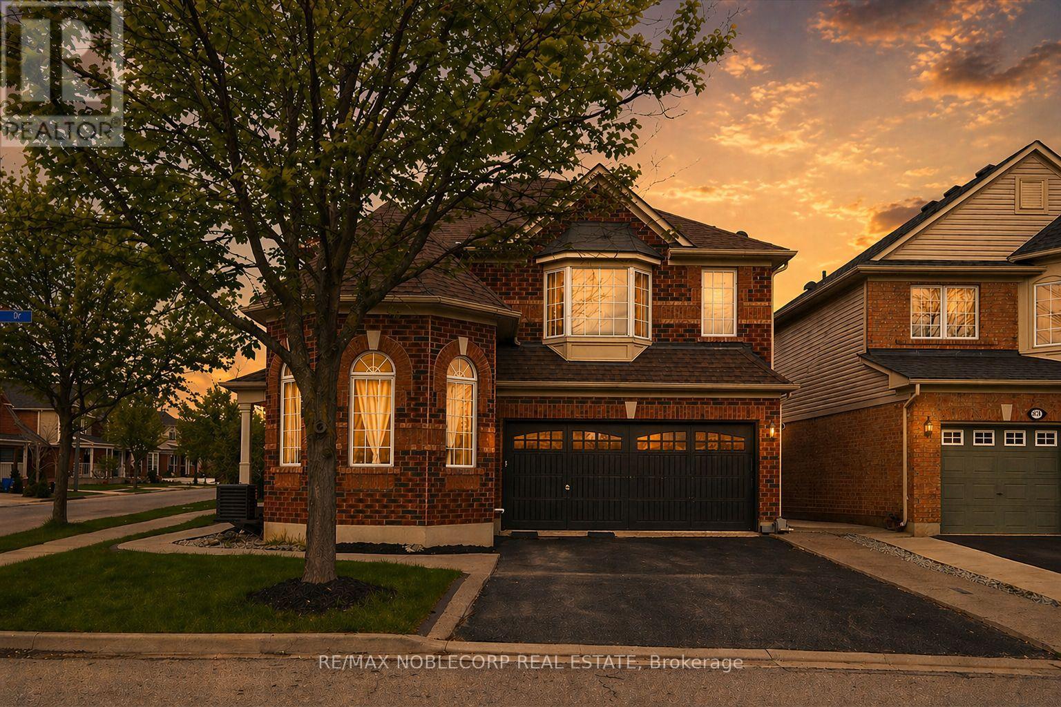 855 Luxton Drive, Milton, Ontario  L9T 6Y3 - Photo 5 - W13029910