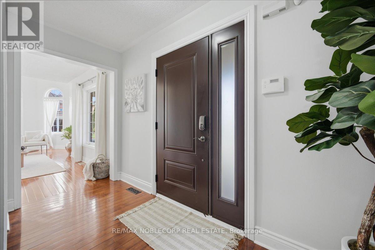 855 Luxton Drive, Milton, Ontario  L9T 6Y3 - Photo 8 - W13029910