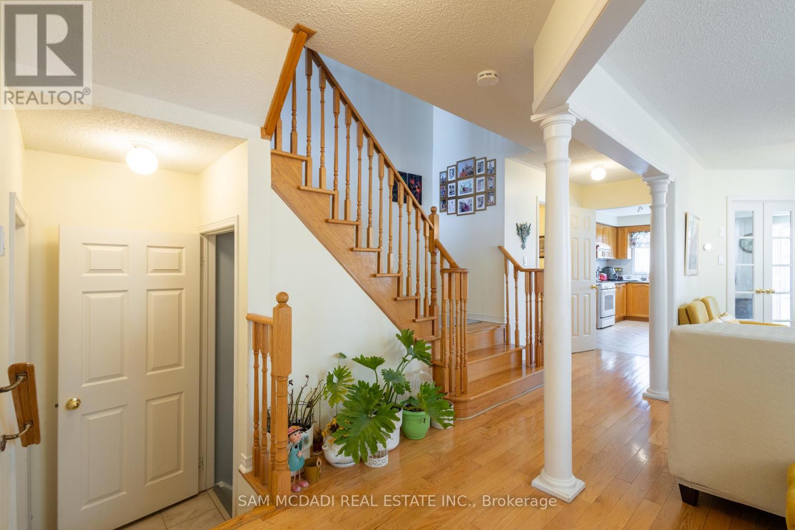 3158 Clayhill Road, Mississauga, Ontario  L5B 4K2 - Photo 5 - W13029990