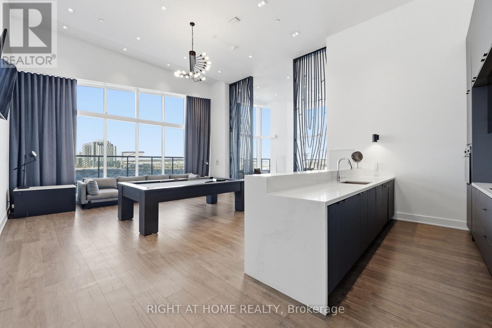 2407 - 297 Oak Walk Drive, Oakville, Ontario  L6H 3R6 - Photo 21 - W13029996