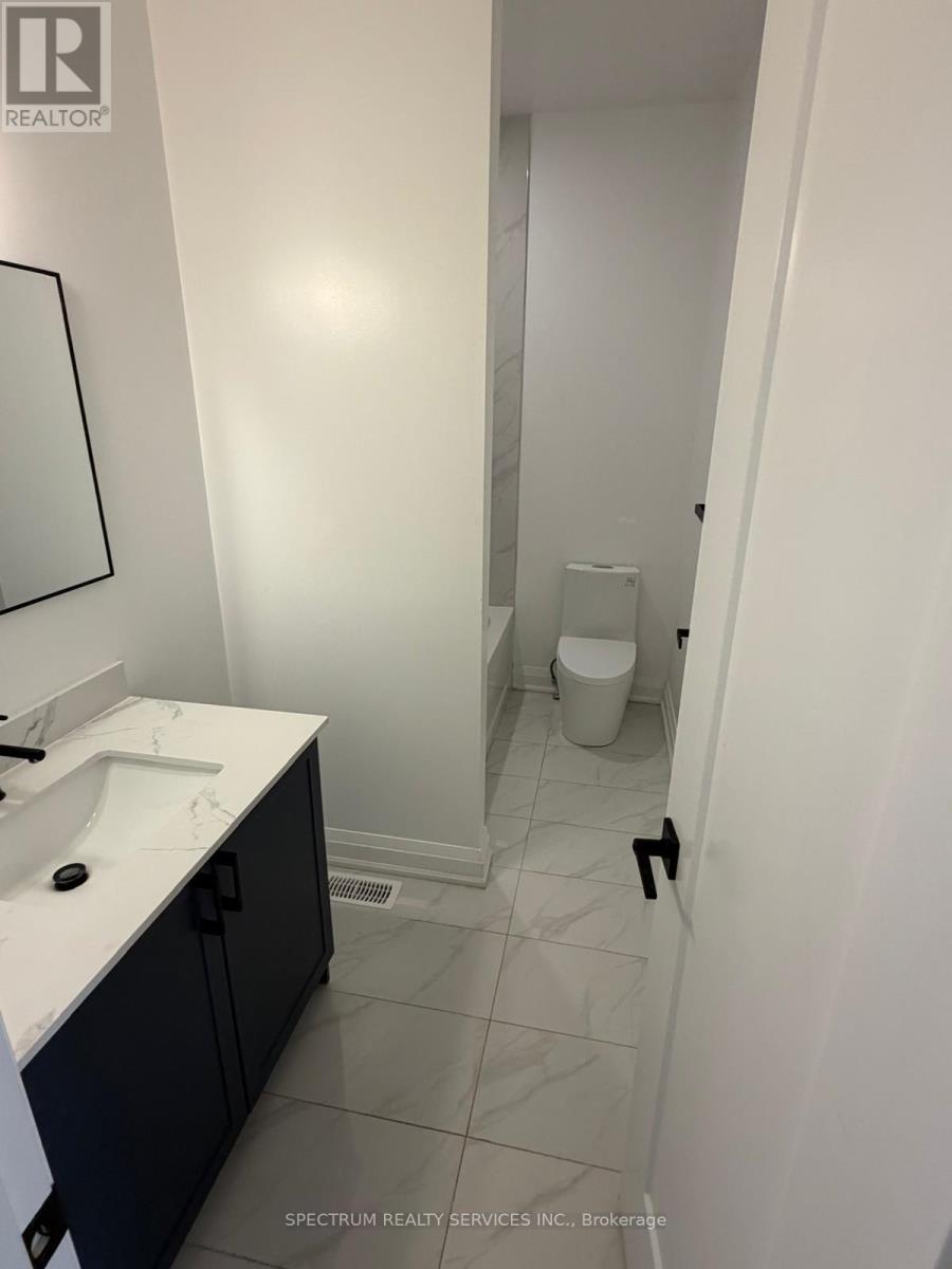 7 Santa Barbara Lane, Halton Hills, Ontario  L7G 0P7 - Photo 6 - W13030010