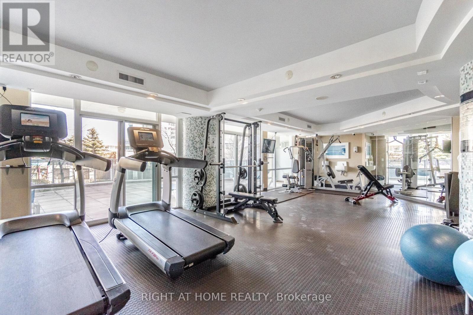 1909 - 3939 Duke Of York Boulevard, Mississauga, Ontario  L5B 4N2 - Photo 21 - W13030022