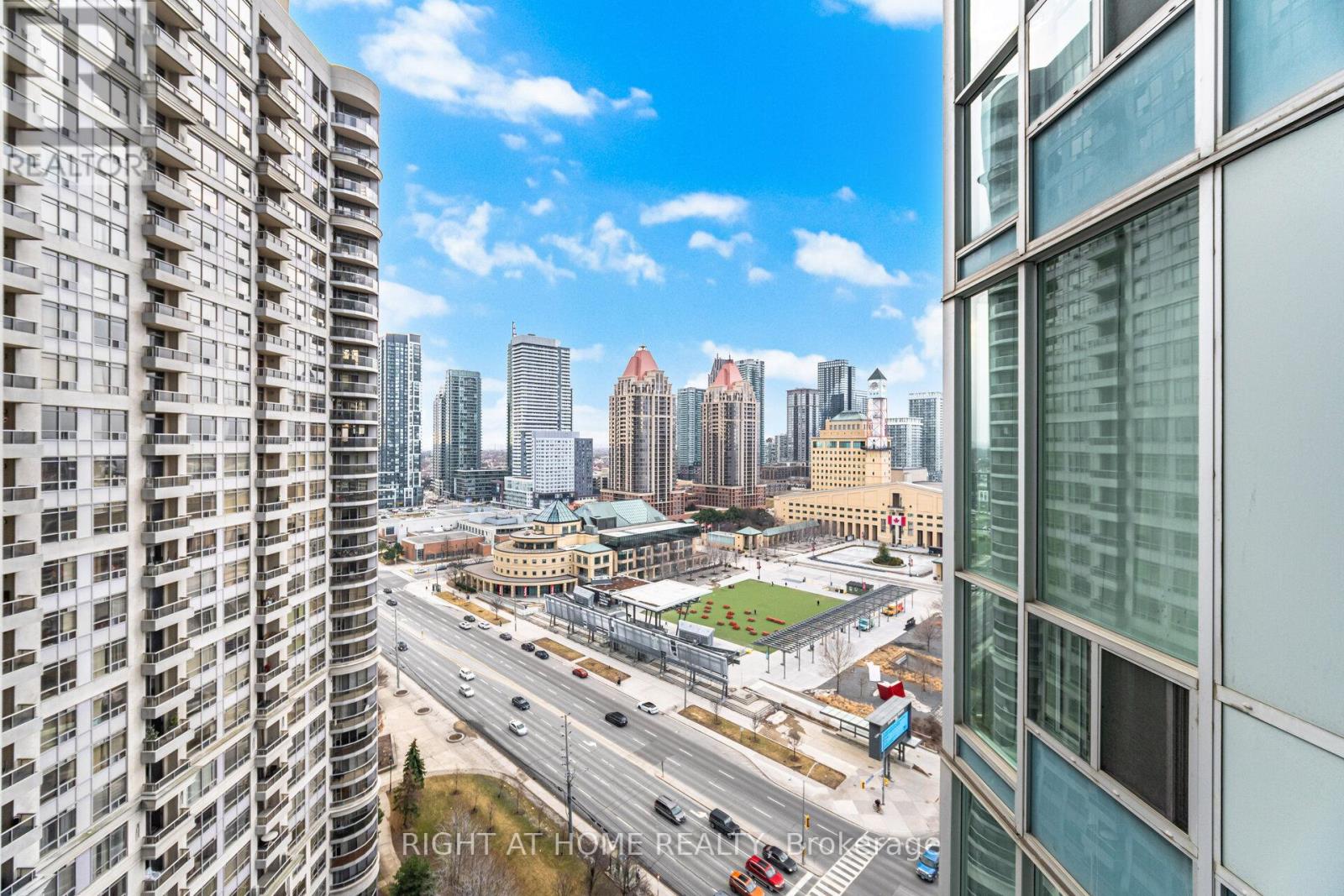 1909 - 3939 Duke Of York Boulevard, Mississauga, Ontario  L5B 4N2 - Photo 28 - W13030022