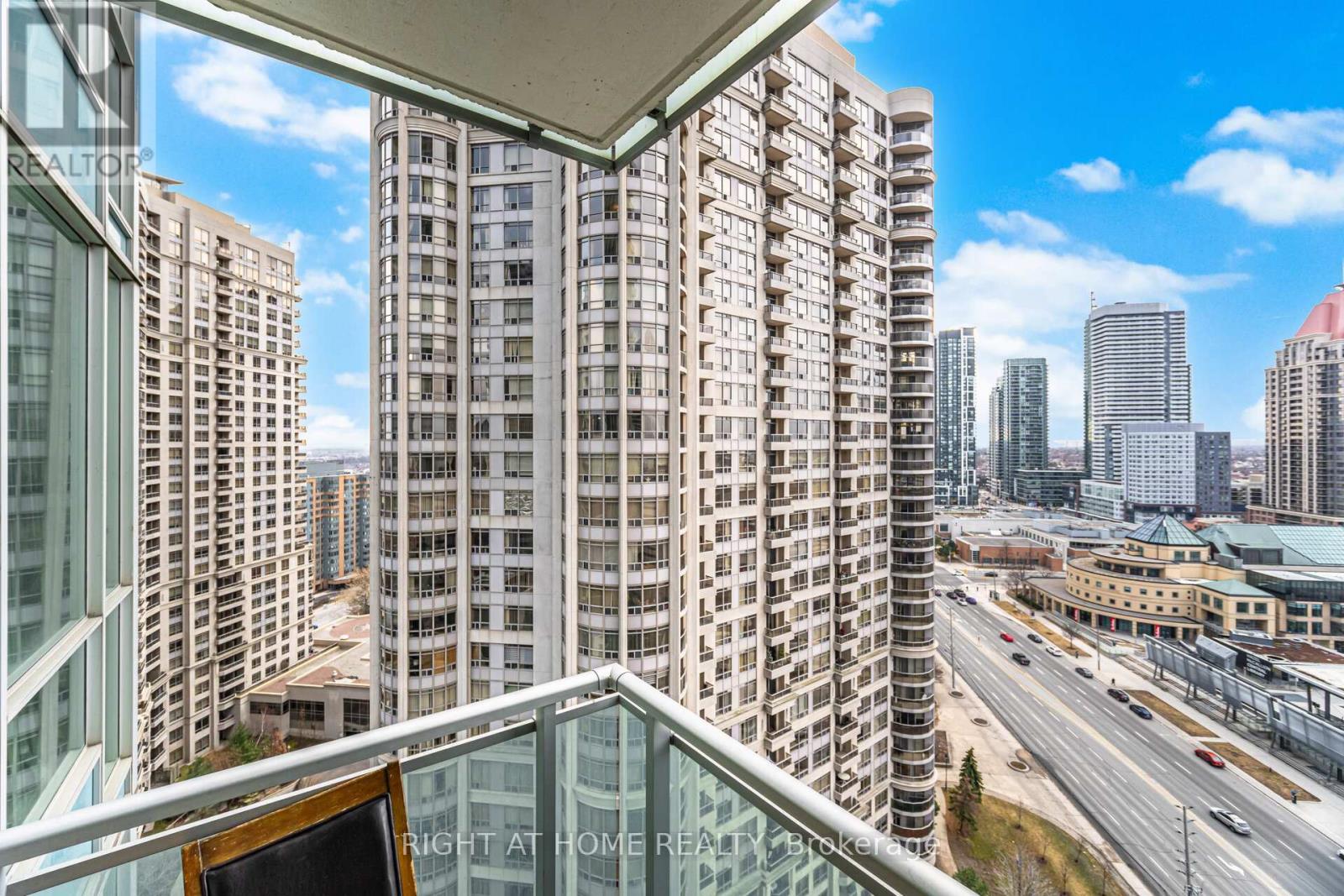 1909 - 3939 Duke Of York Boulevard, Mississauga, Ontario  L5B 4N2 - Photo 31 - W13030022