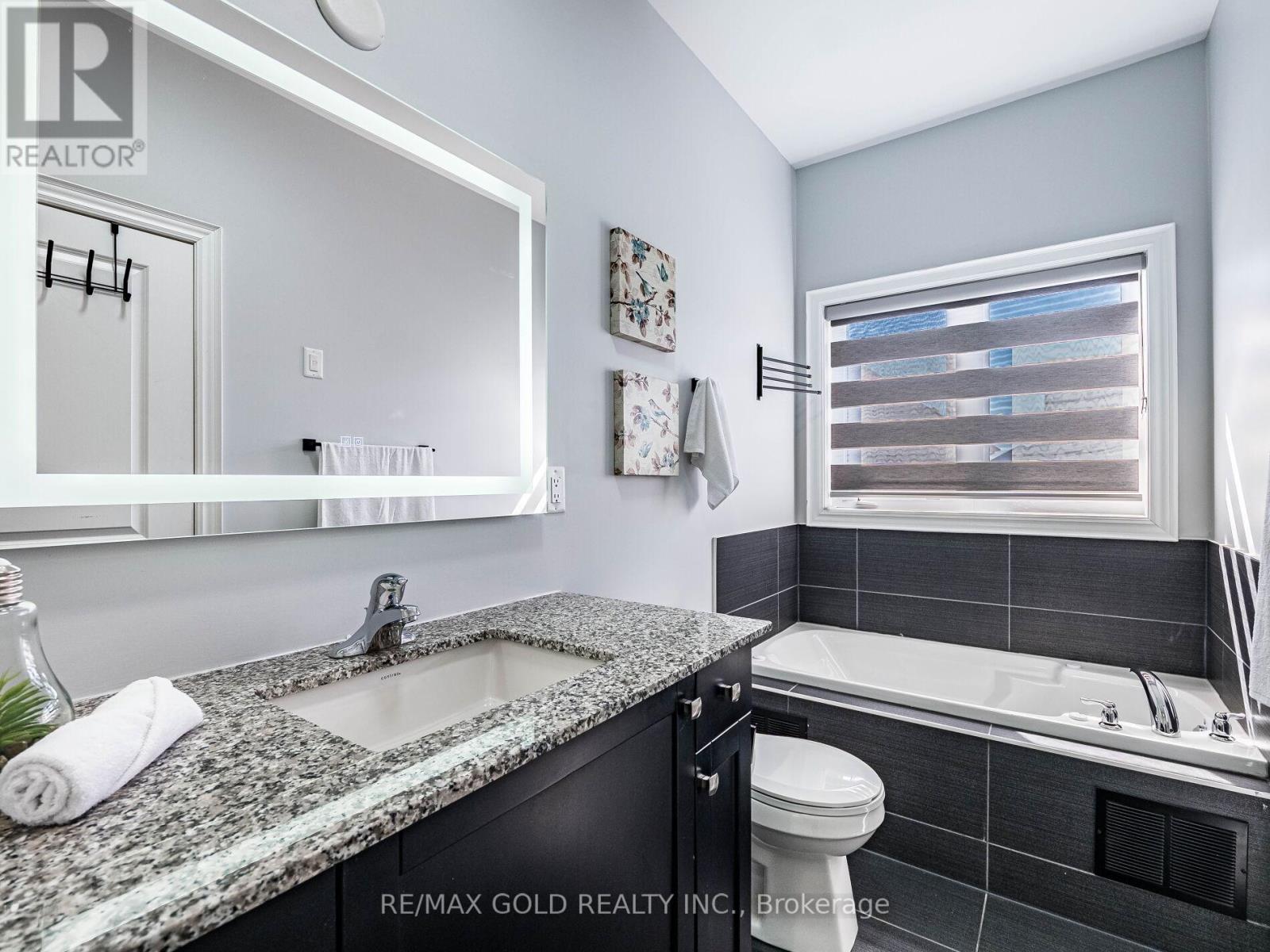 105 Boathouse Road, Brampton, Ontario  L7A 5B7 - Photo 23 - W13030024