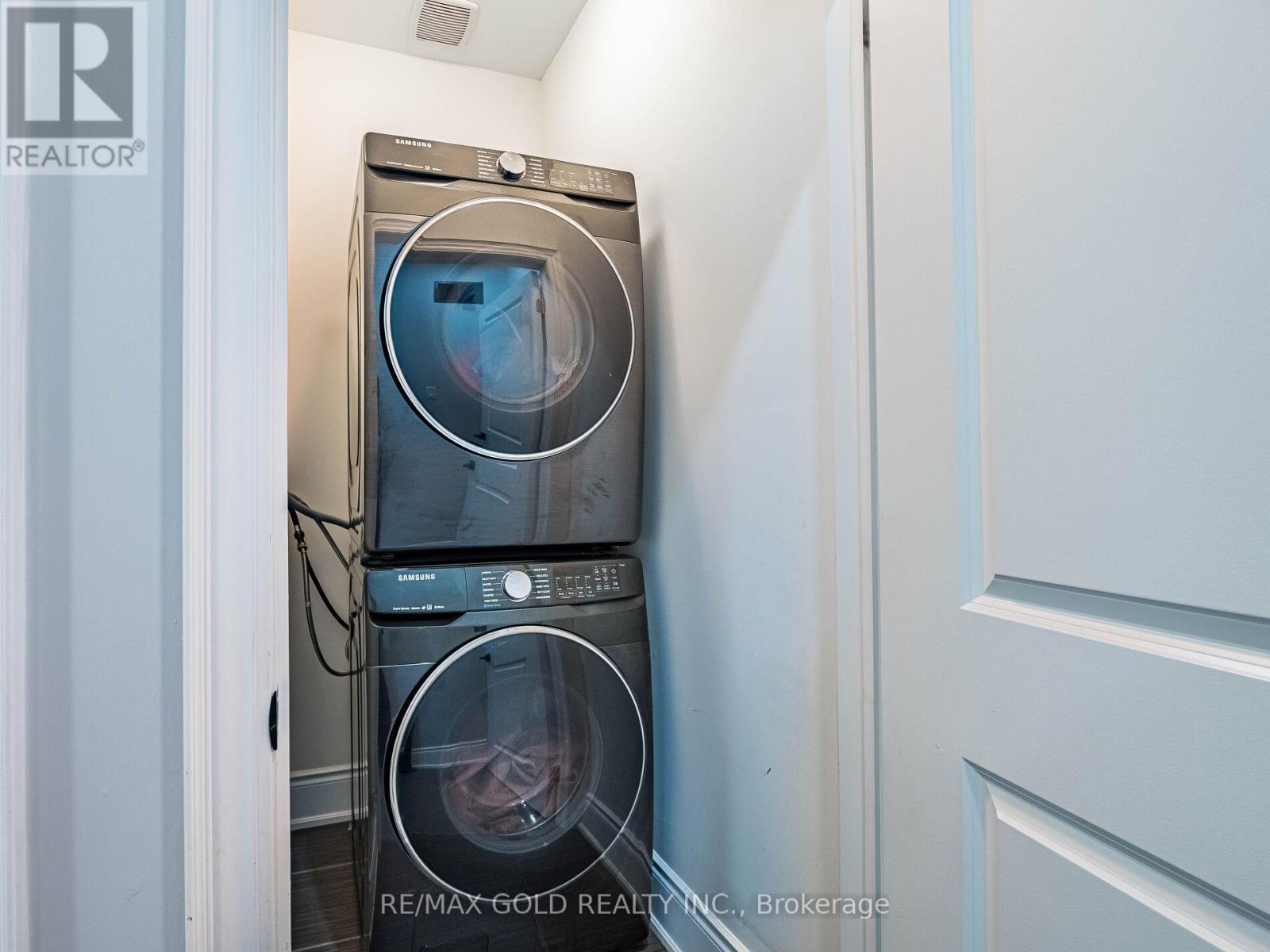 105 Boathouse Road, Brampton, Ontario  L7A 5B7 - Photo 29 - W13030024