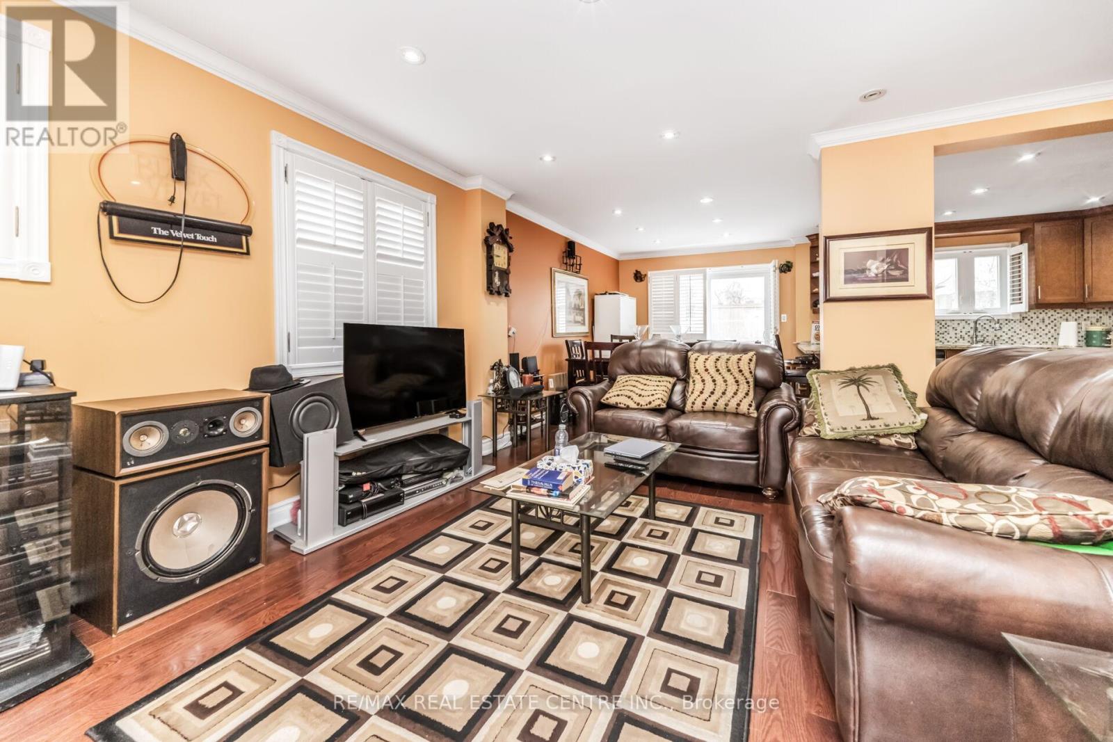 48 Horne Drive, Brampton, Ontario  L6V 2V3 - Photo 7 - W13030054