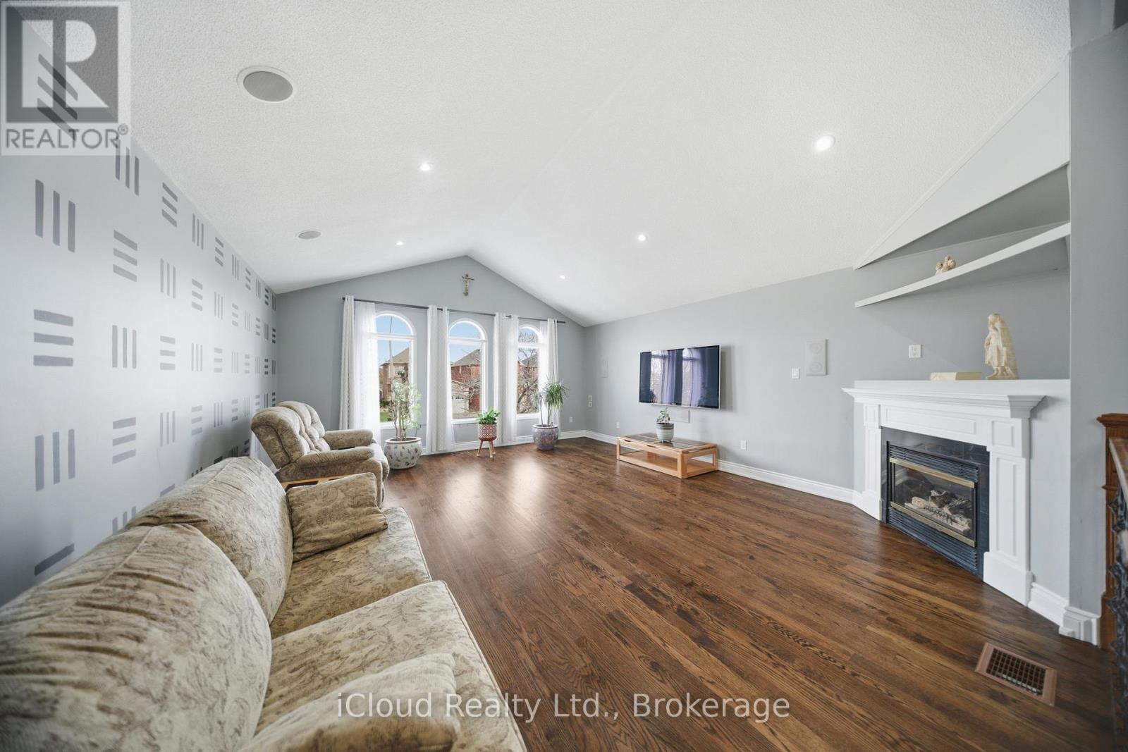 7389 Sandhurst Drive, Mississauga, Ontario  L5N 7G6 - Photo 21 - W13030066