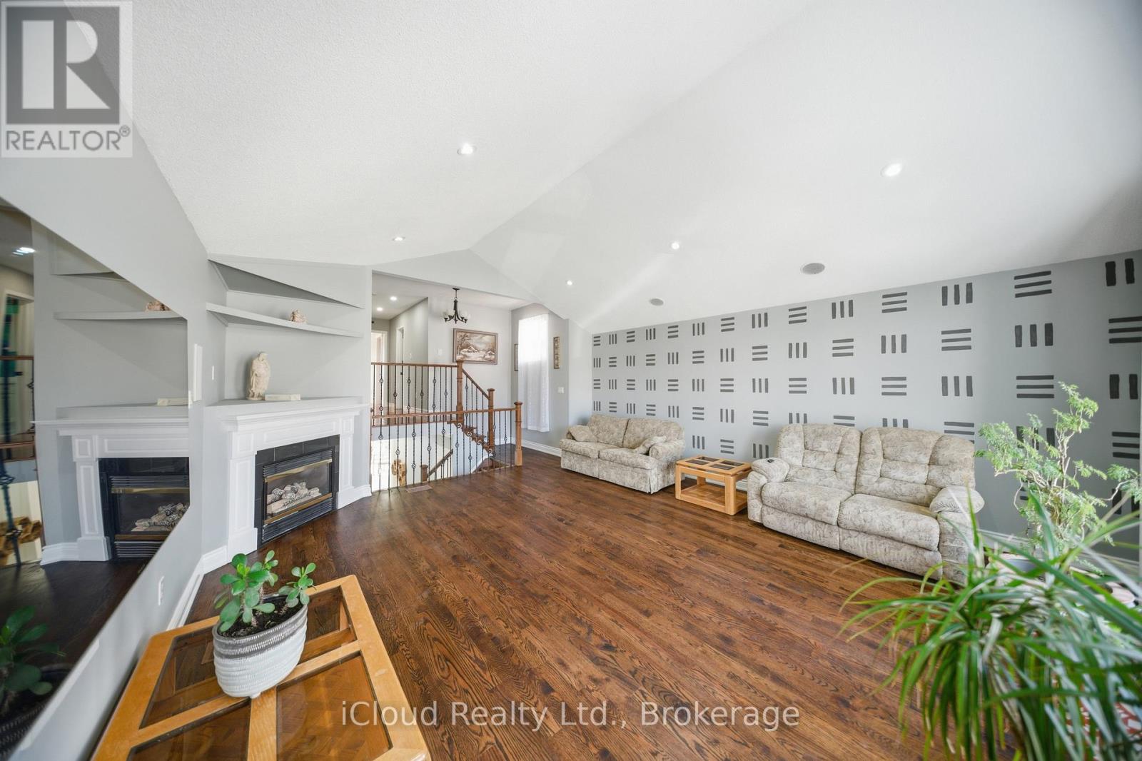 7389 Sandhurst Drive, Mississauga, Ontario  L5N 7G6 - Photo 23 - W13030066