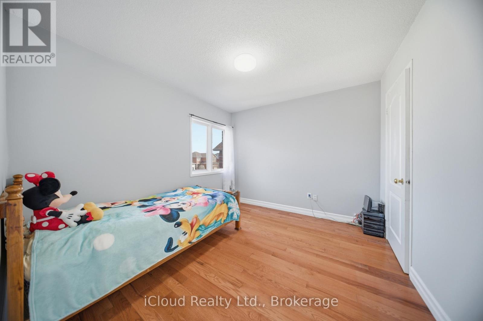 7389 Sandhurst Drive, Mississauga, Ontario  L5N 7G6 - Photo 25 - W13030066