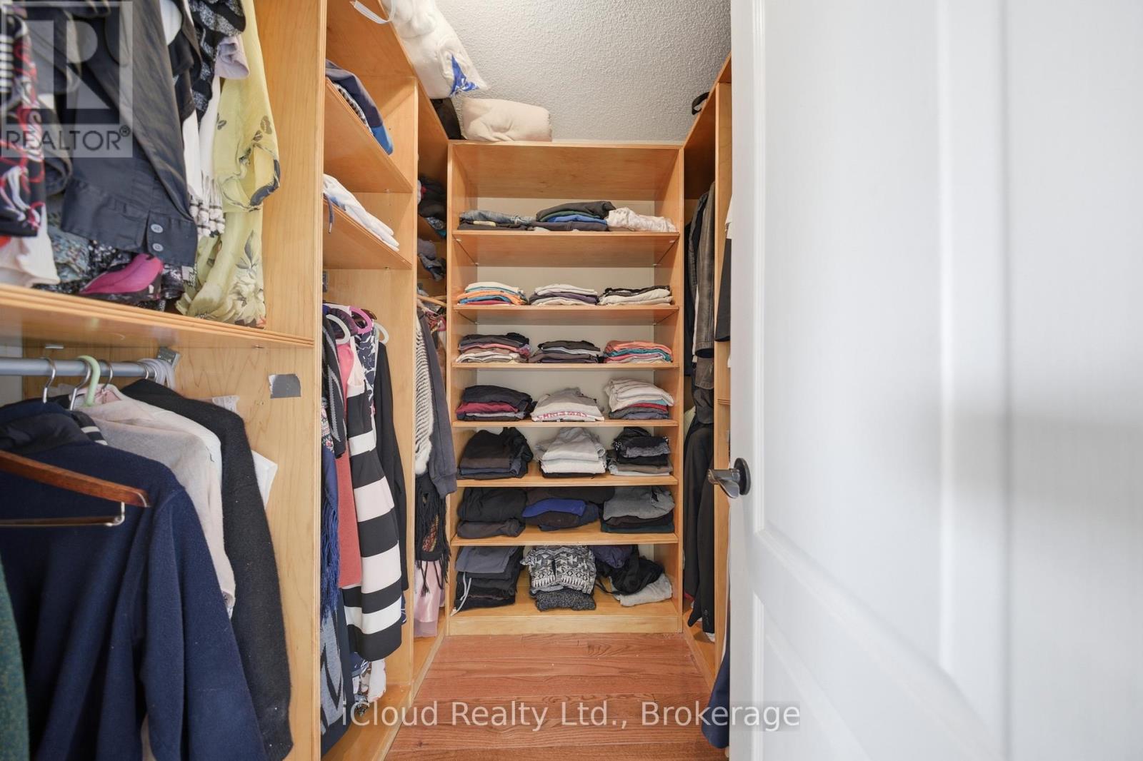 7389 Sandhurst Drive, Mississauga, Ontario  L5N 7G6 - Photo 32 - W13030066