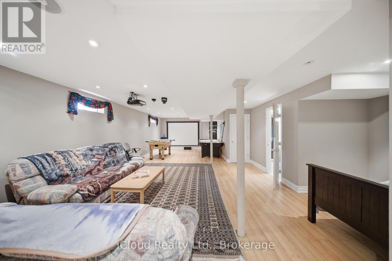 7389 Sandhurst Drive, Mississauga, Ontario  L5N 7G6 - Photo 33 - W13030066