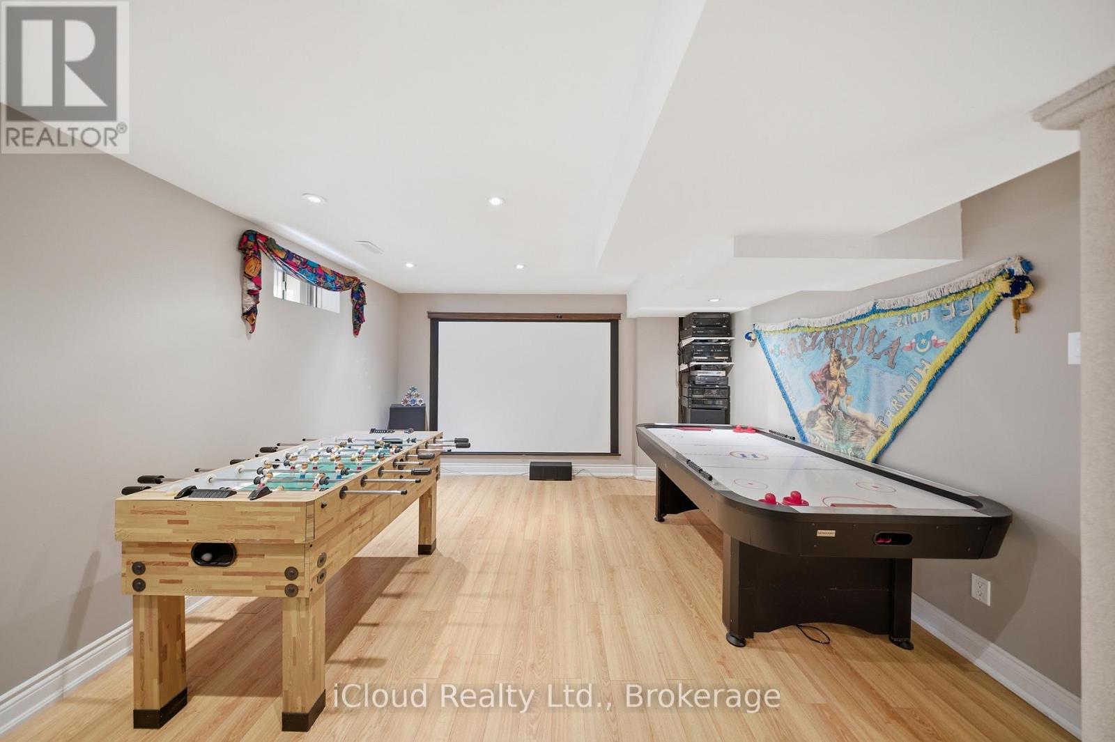 7389 Sandhurst Drive, Mississauga, Ontario  L5N 7G6 - Photo 36 - W13030066