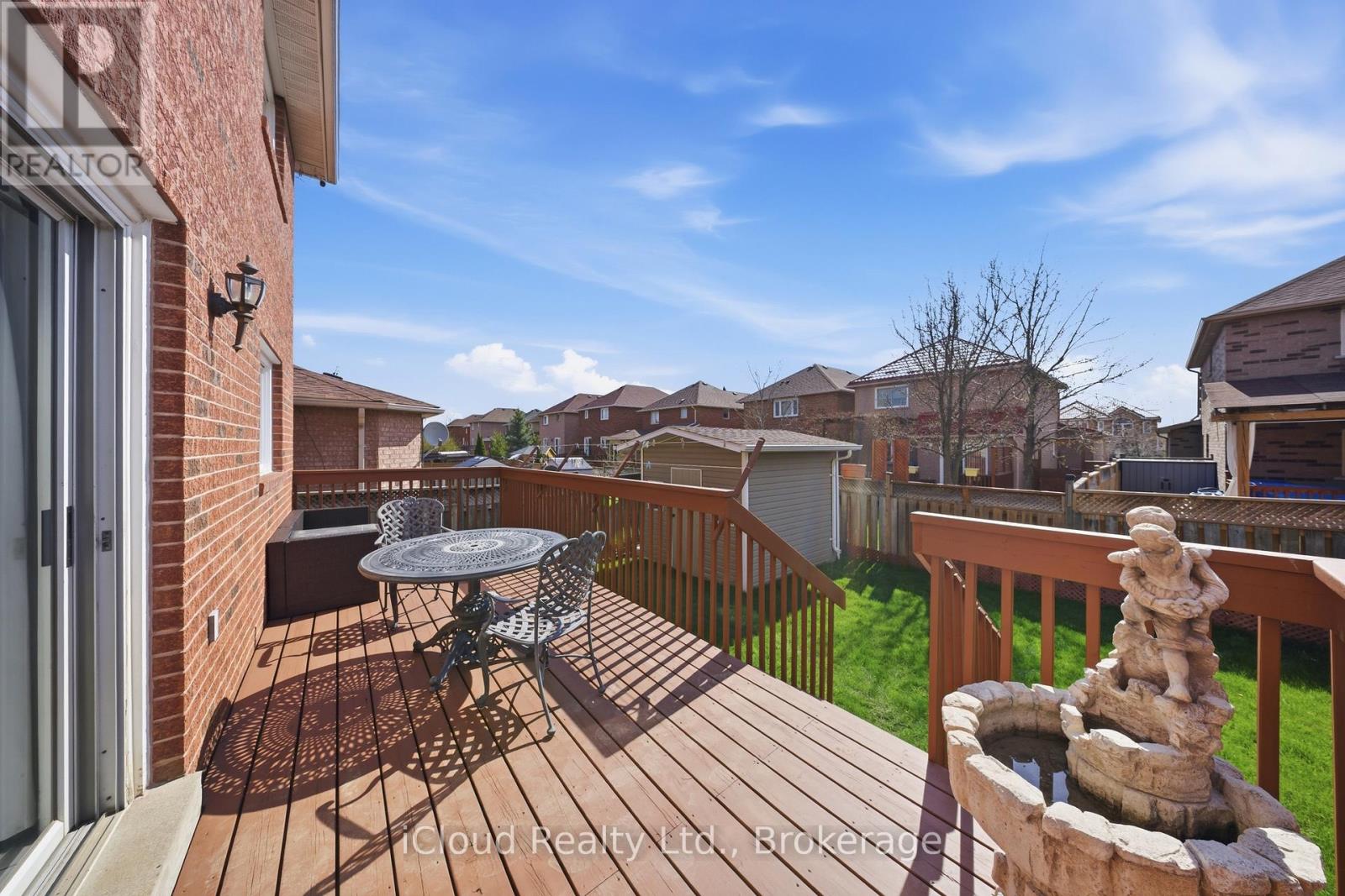 7389 Sandhurst Drive, Mississauga, Ontario  L5N 7G6 - Photo 42 - W13030066