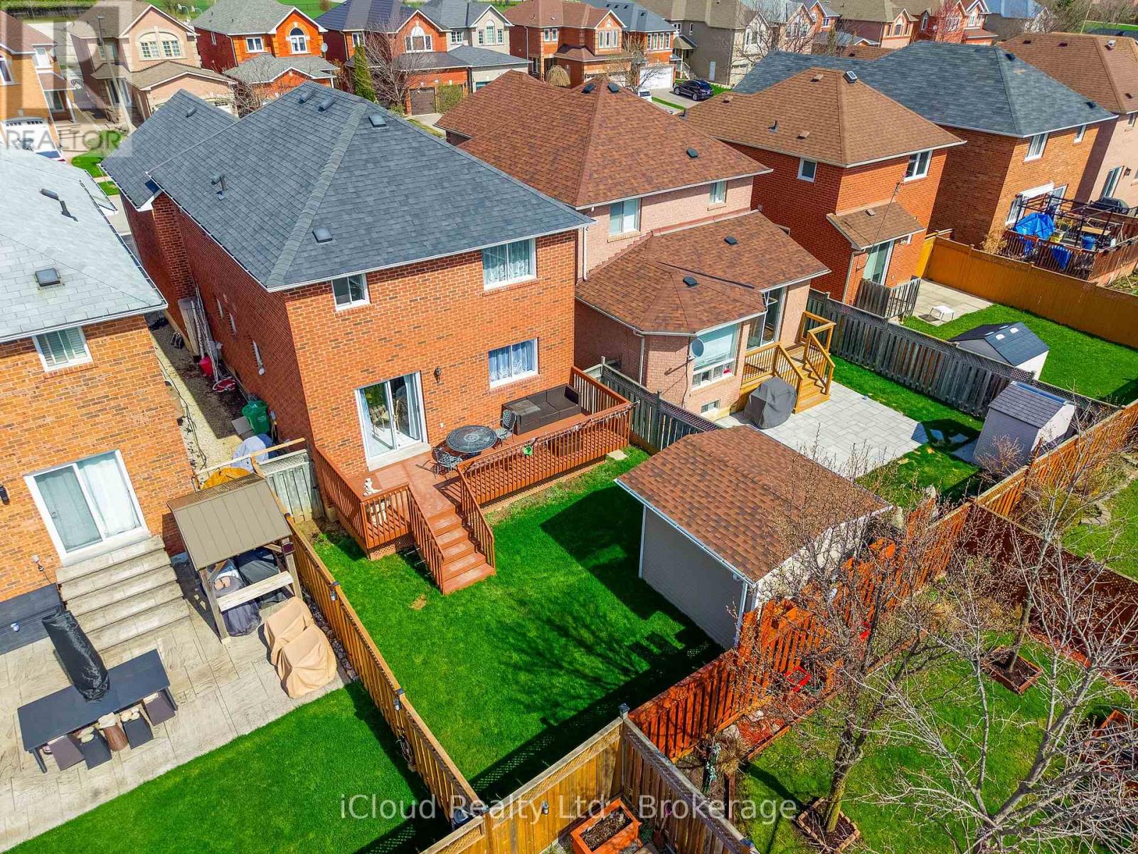 7389 Sandhurst Drive, Mississauga, Ontario  L5N 7G6 - Photo 44 - W13030066