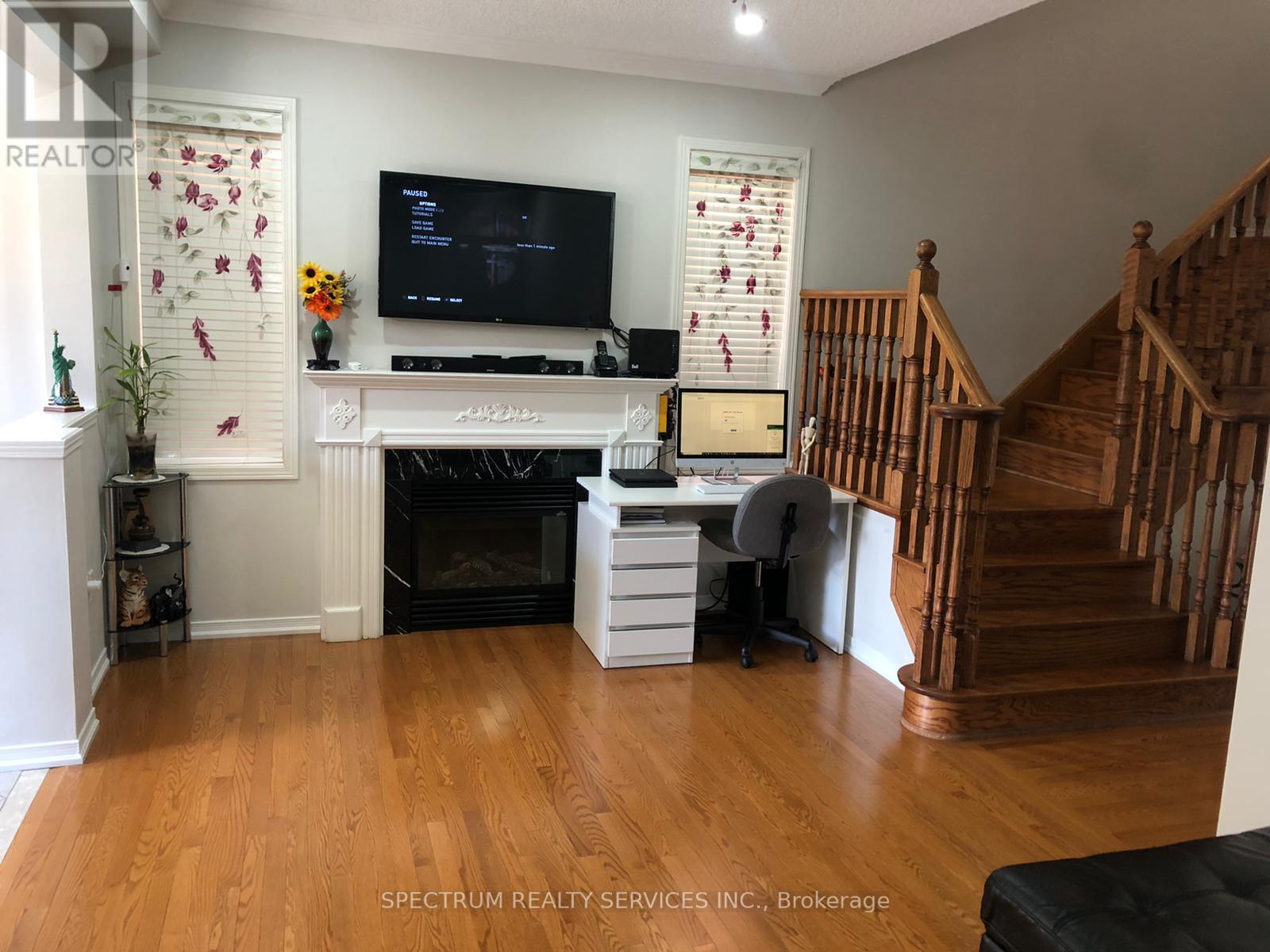 90 Templehill Road, Brampton, Ontario  L6R 3R6 - Photo 9 - W13030078