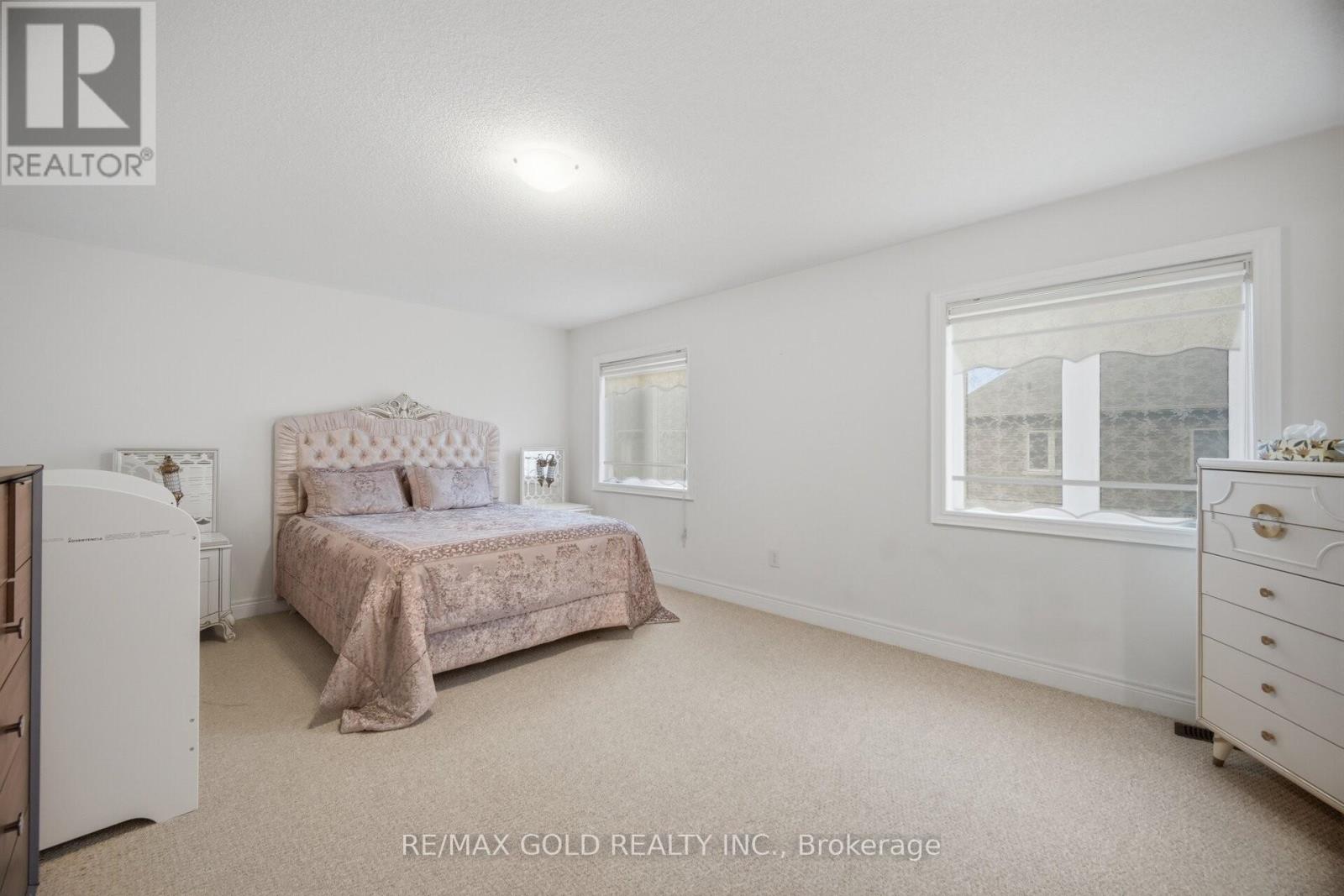 11 Sinatra Street, Brampton, Ontario  L6R 4B3 - Photo 13 - W13030080