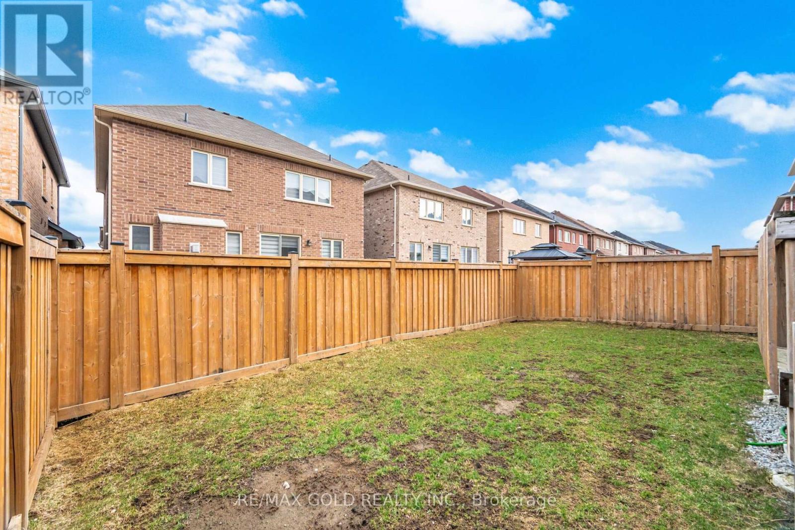 11 Sinatra Street, Brampton, Ontario  L6R 4B3 - Photo 28 - W13030080