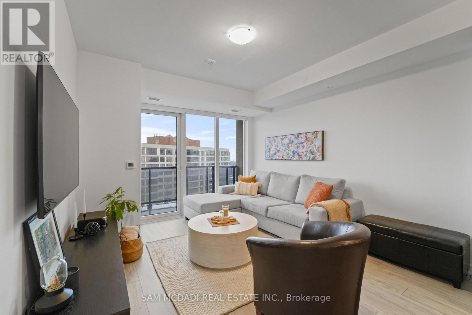 1403 - 1035 Southdown Road, Mississauga, Ontario  L5J 0A2 - Photo 13 - W13030104