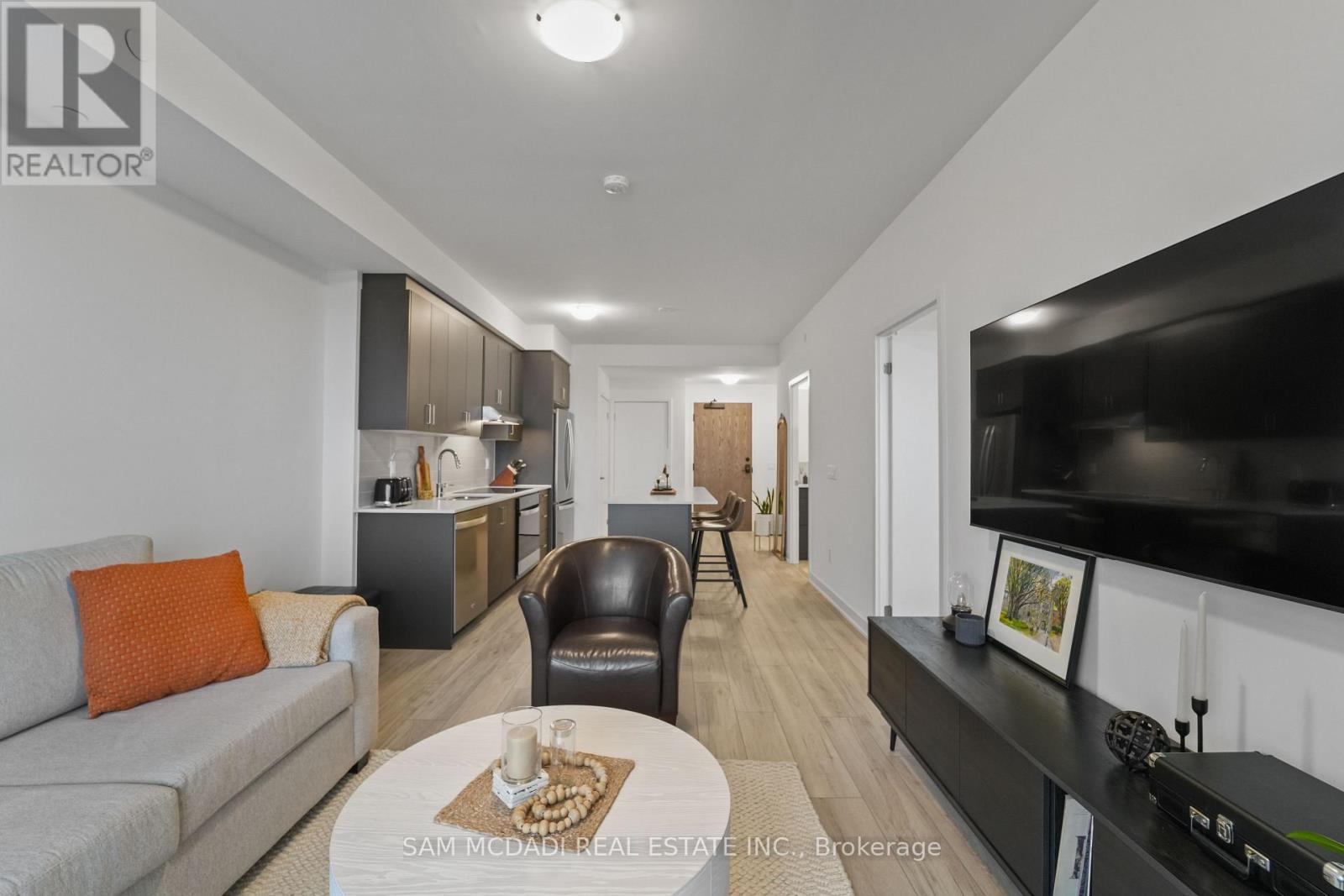 1403 - 1035 Southdown Road, Mississauga, Ontario  L5J 0A2 - Photo 14 - W13030104