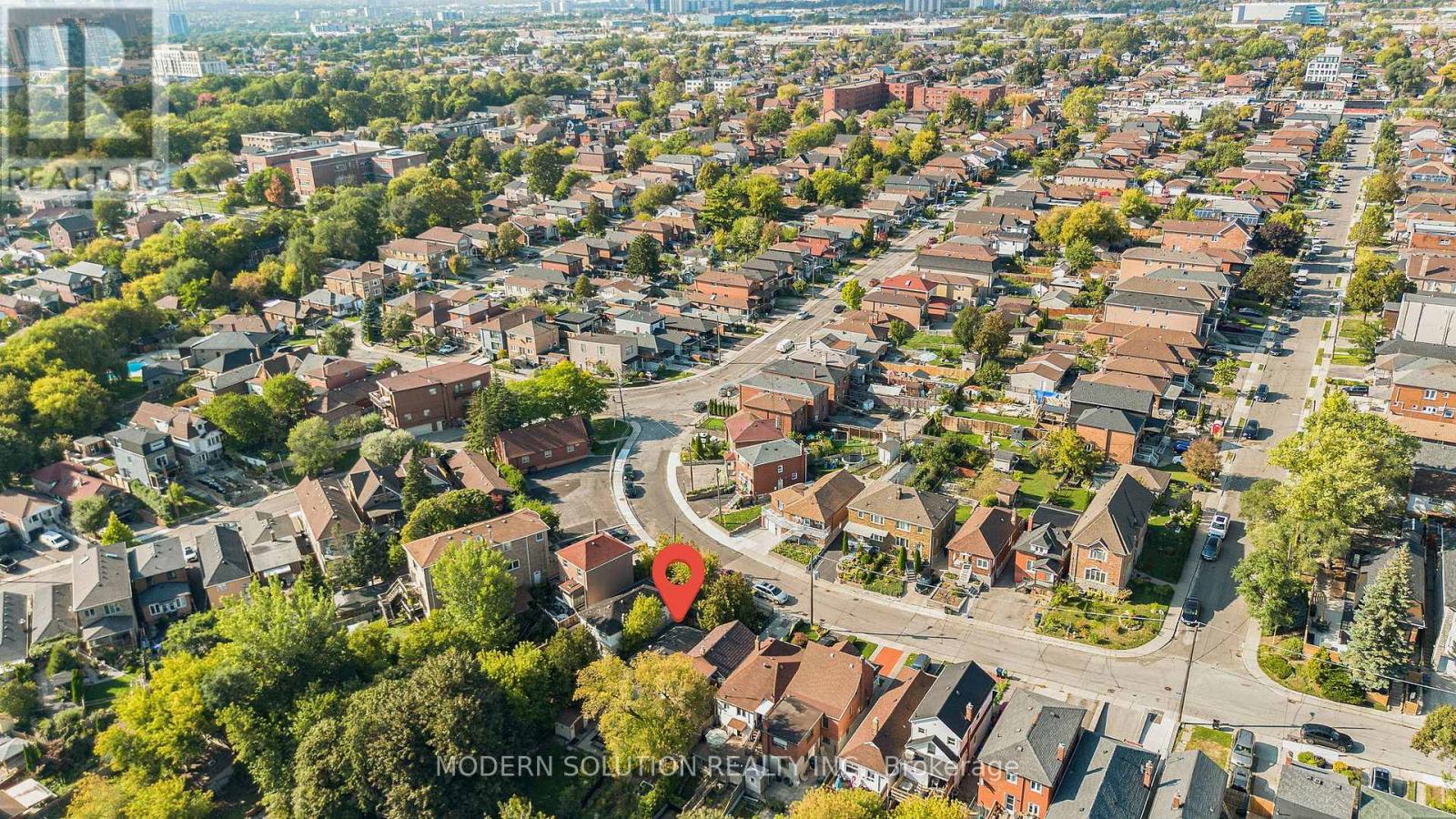 5a Dynevor Road, Toronto, Ontario  M6E 3W7 - Photo 38 - W13030106