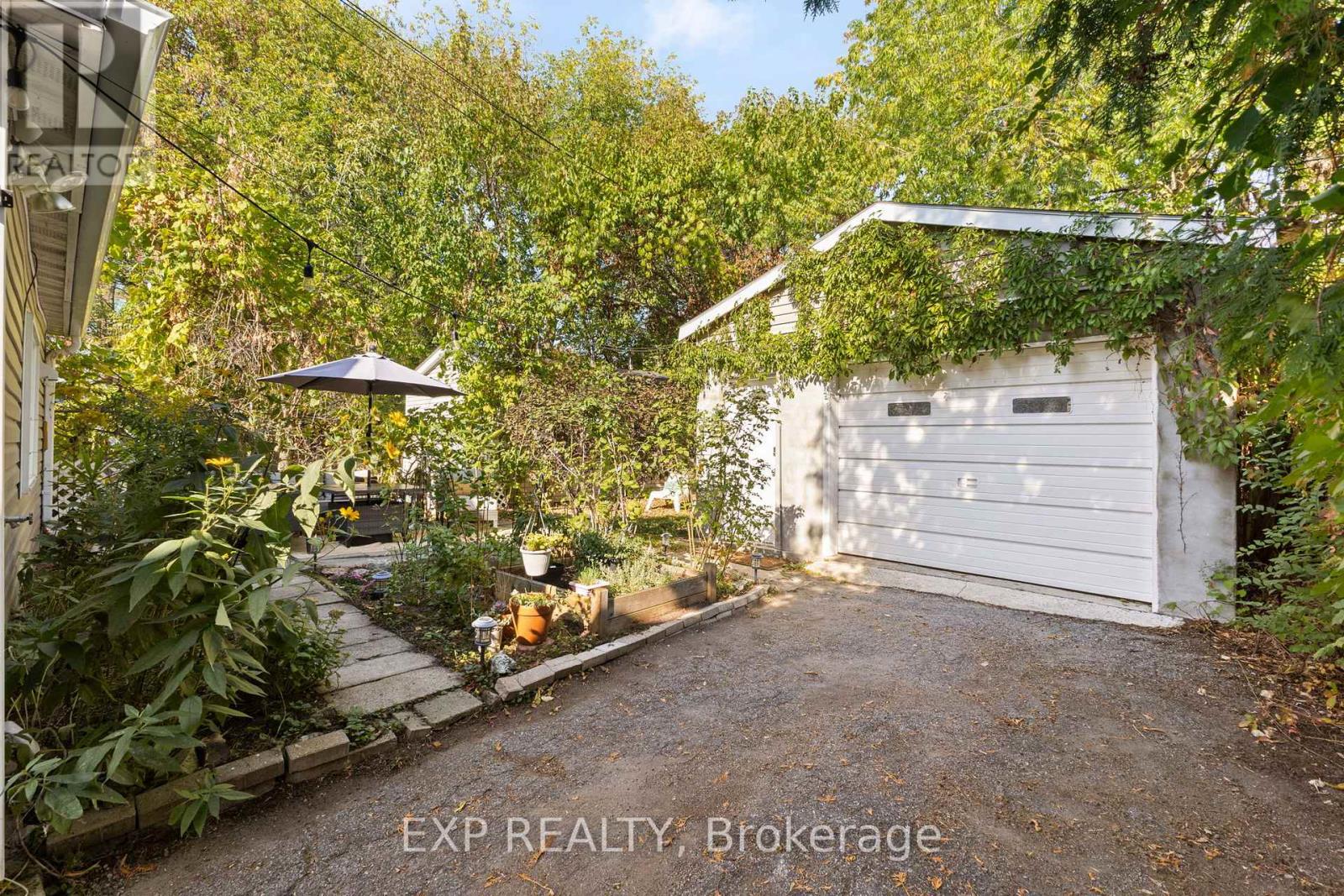 203 Carruthers Avenue, Ottawa, Ontario  K1Y 1N6 - Photo 25 - X13030198